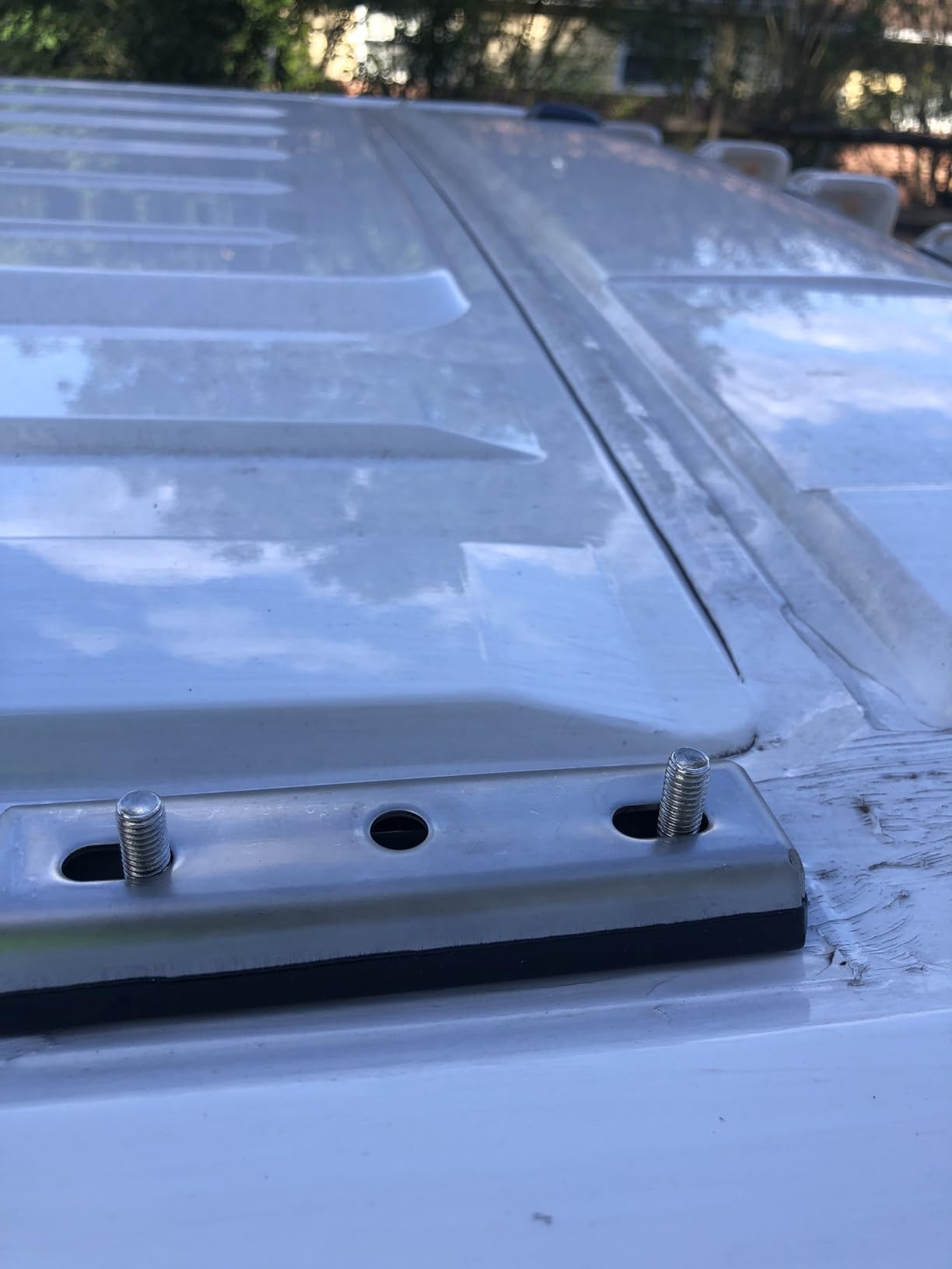 AA Racks Model AX302 Aluminum Van Ladder Roof Rack System Fits for 2013-On RAM ProMaster/ 2015-On Transit - 3 Bar 72'', White customer photo 2