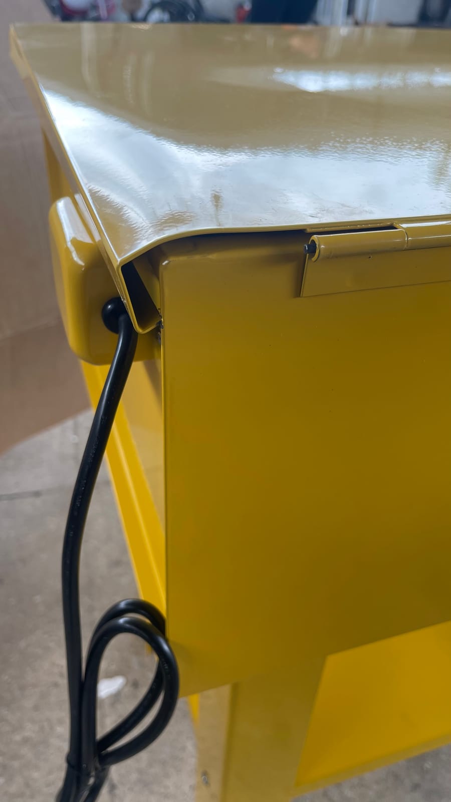 Parts Washer [40-Gallon Tank] | Solvent Capacity: 24-Gallon, 115V/60Hz, Max Pump Output: 5 gpm customer photo 1