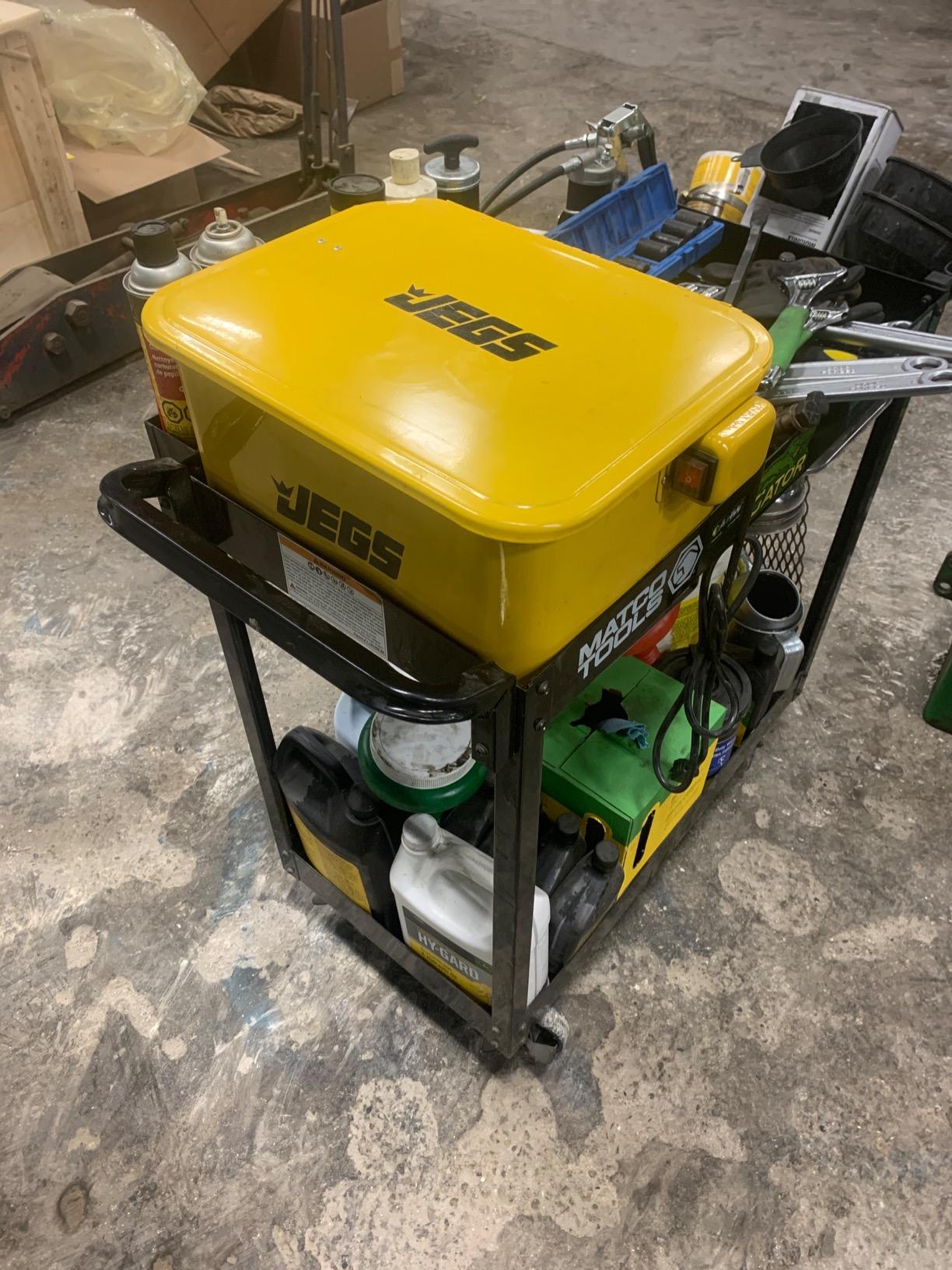 Portable Parts Washer [5-Gallon Tank] | Solvent Capacity: 3.5-Gallon, 110V/60Hz, Overall Size: 17.375 in. L x 14.250 in. W x 8.750 in. H, 15 lbs, Heavy-Duty Steel customer photo 2
