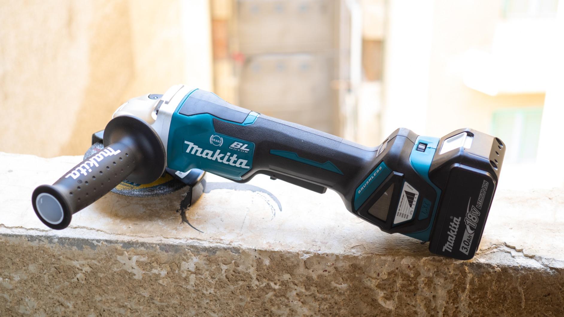 Makita XAG20Z 18V LXT BL 4-1/2”/ 5