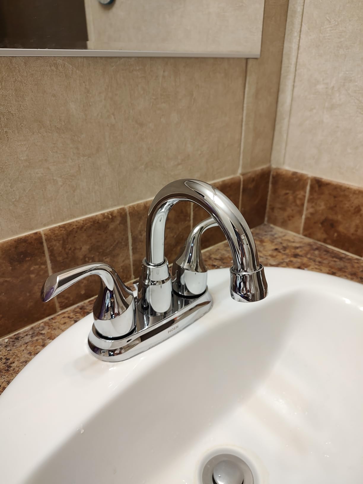 Moen Idora Chrome Two-Handle Centerset Bathroom Sink Faucet with Drain Assembly, 84115 customer photo 1