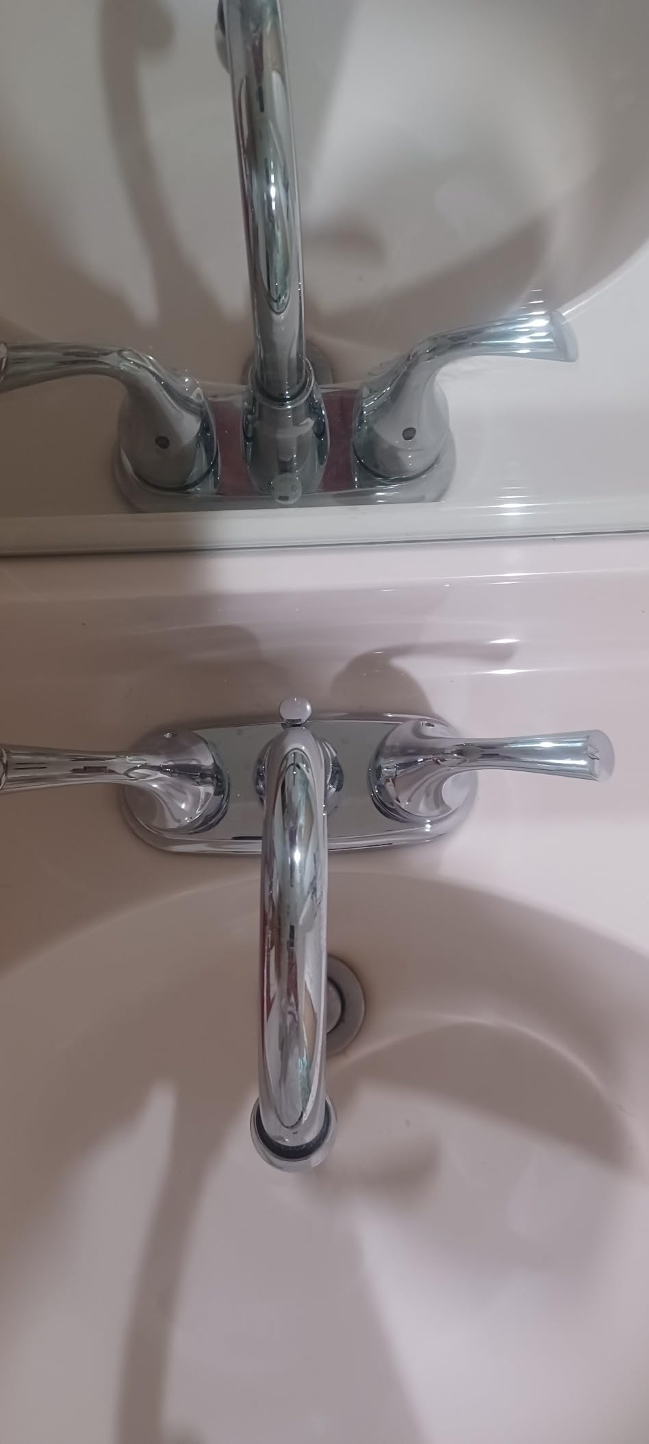 Moen Idora Chrome Two-Handle Centerset Bathroom Sink Faucet with Drain Assembly, 84115 customer photo 2