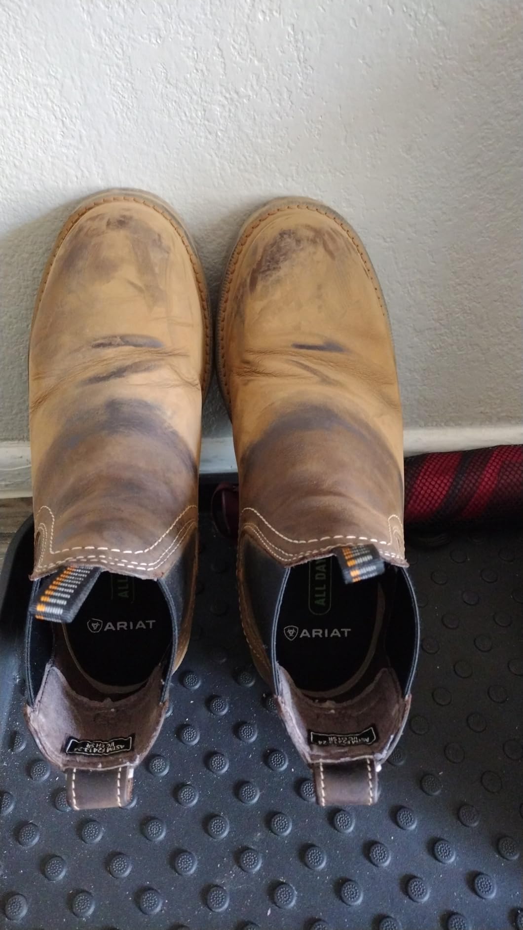 ARIAT Work Groundbreaker Chelsea H2O Steel Toe customer photo 2
