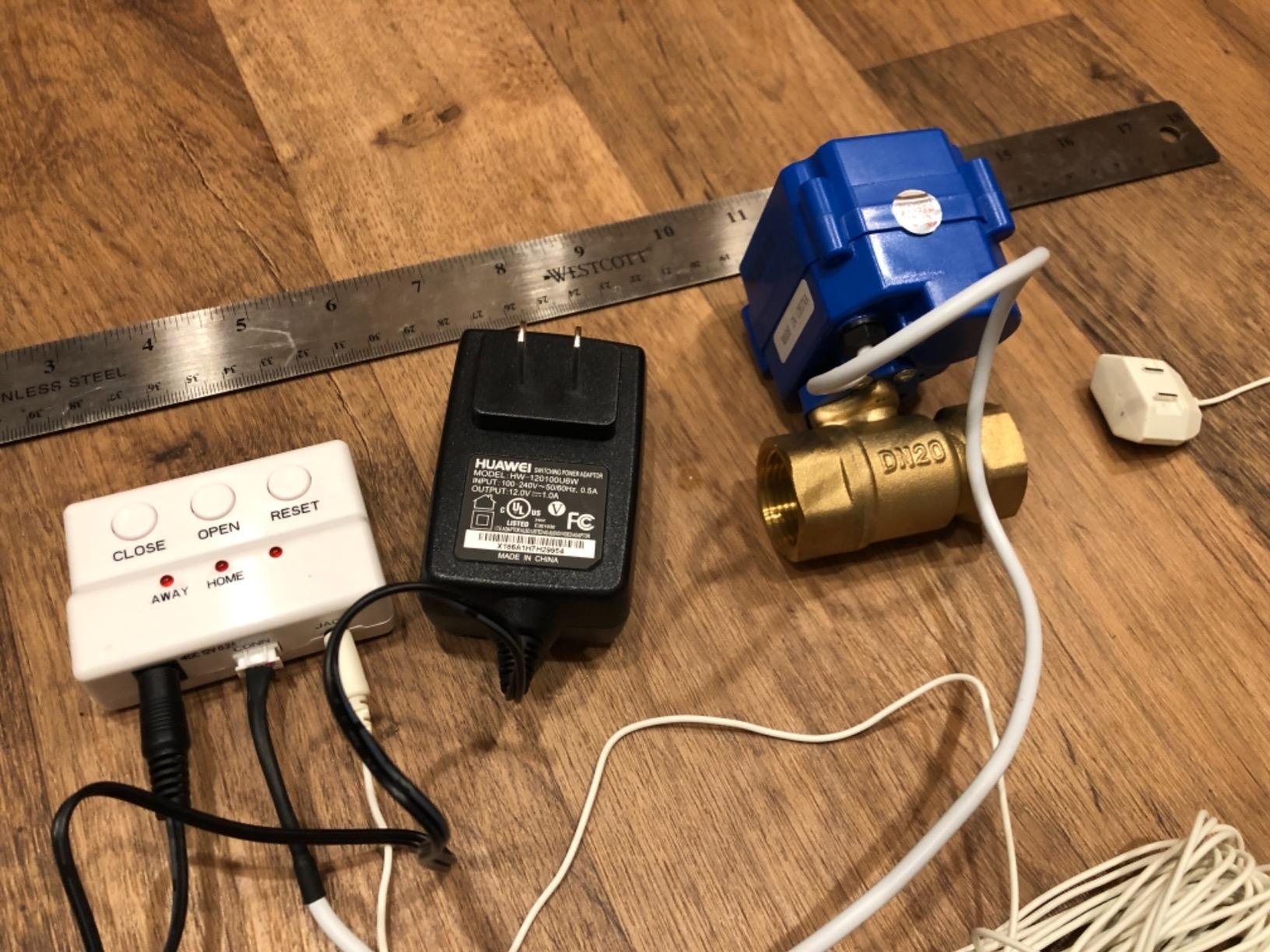 E-SDS Water Leak Detector with Shutoff Valve, Sensors and Sounds Alarm | Automatic Water Leak Shut Off Valve System, for Pipes 3/4 NPT, Flood Prevention for Laundry, Water Heaters and More customer photo 2