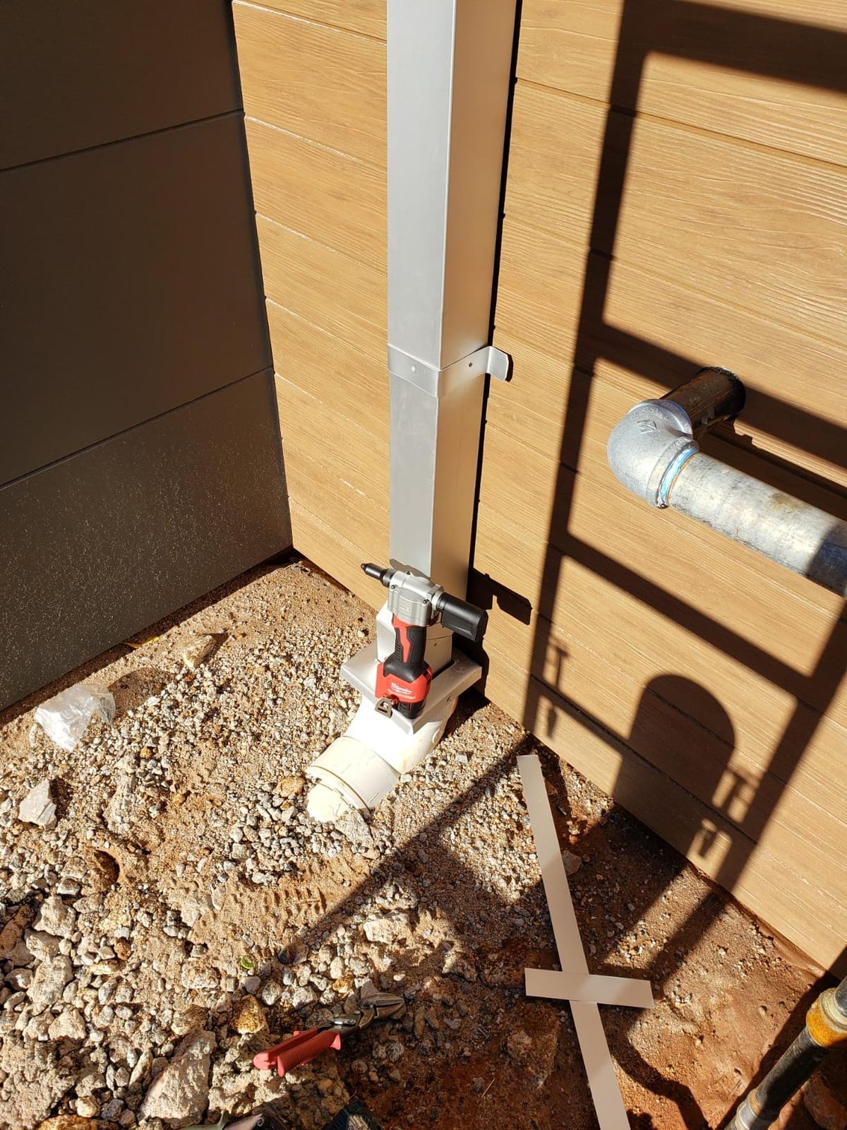 Milwaukee Electric Tools 2550-20 M12 Rivet Tool (Bare Tool) customer photo 1
