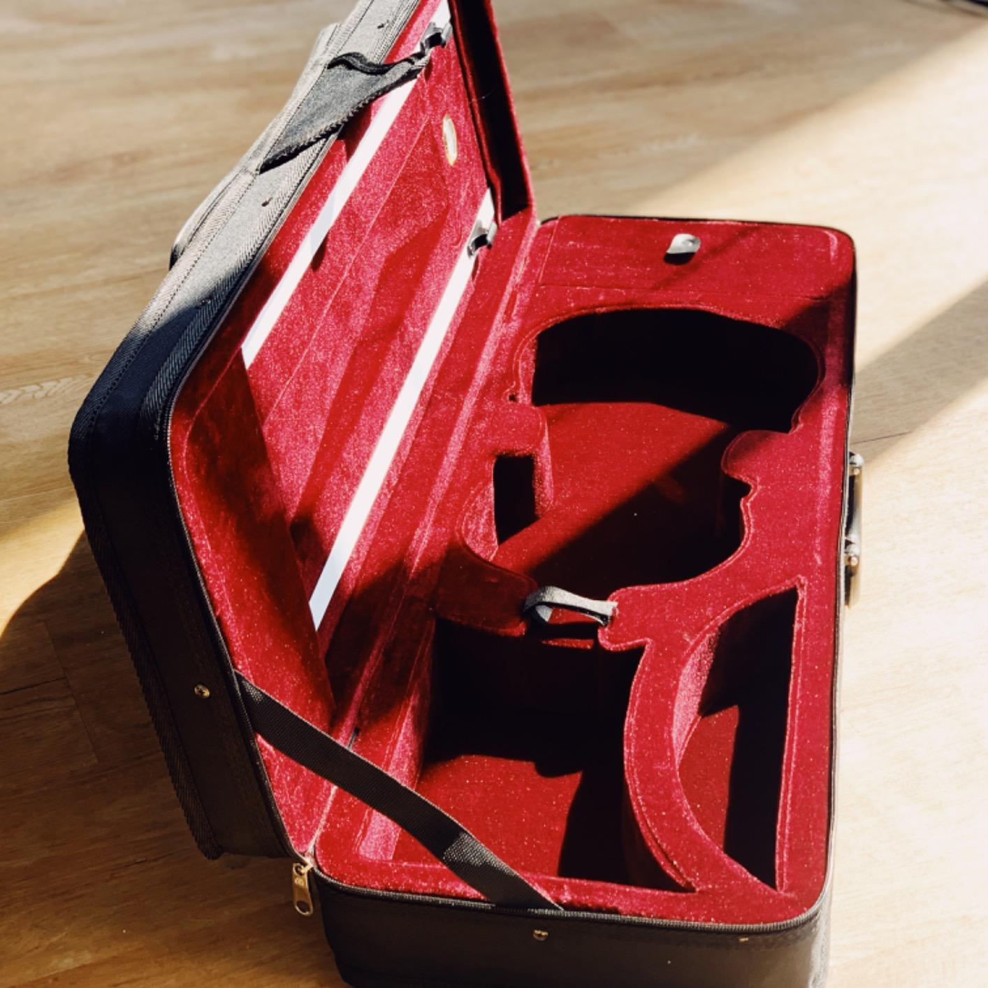 FINO 4/4 Full Size Violin Case Professional Oblong Violin Hard Case with Built-in Hygrometer, Super Lightweight Portable Carrying Bag Slip-On Cover with Backpack Straps, Black customer photo 1