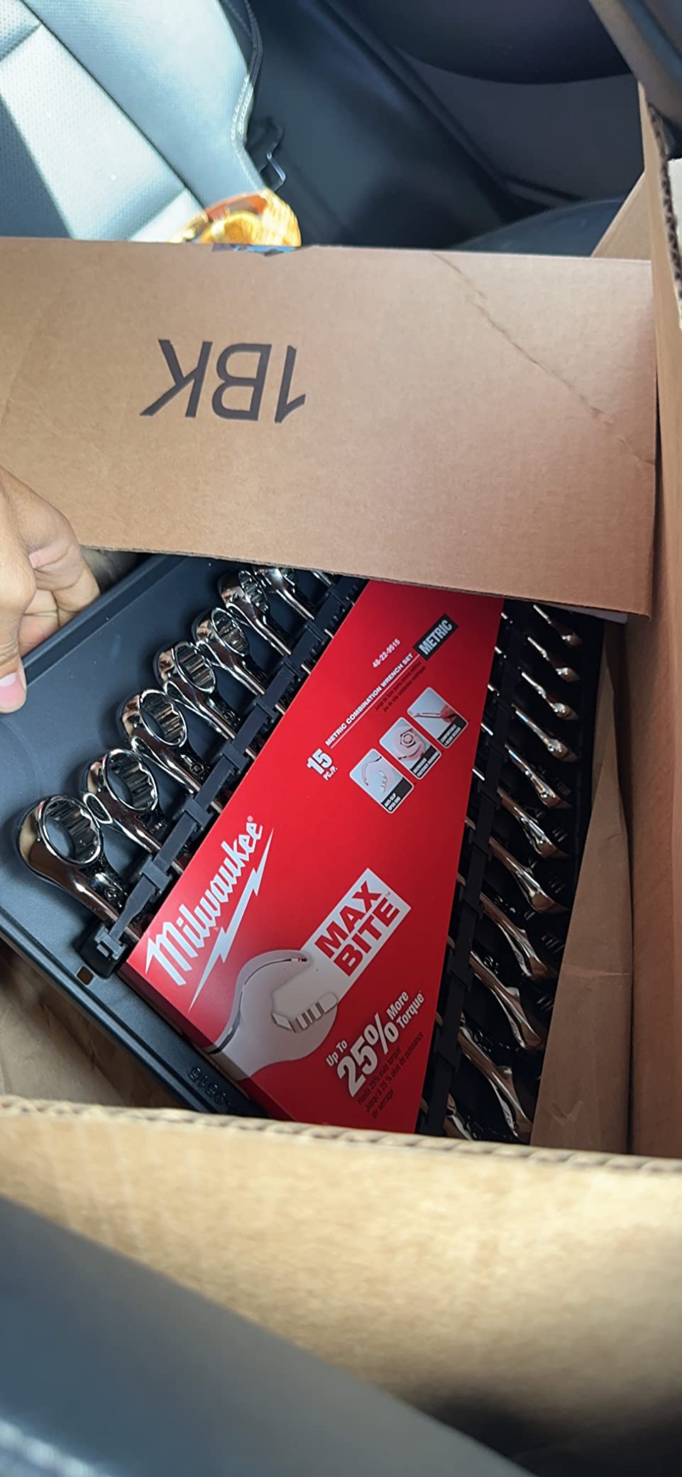 MLW48-22-9516 Ratcheting Combination Wrench Set Metric customer photo 1