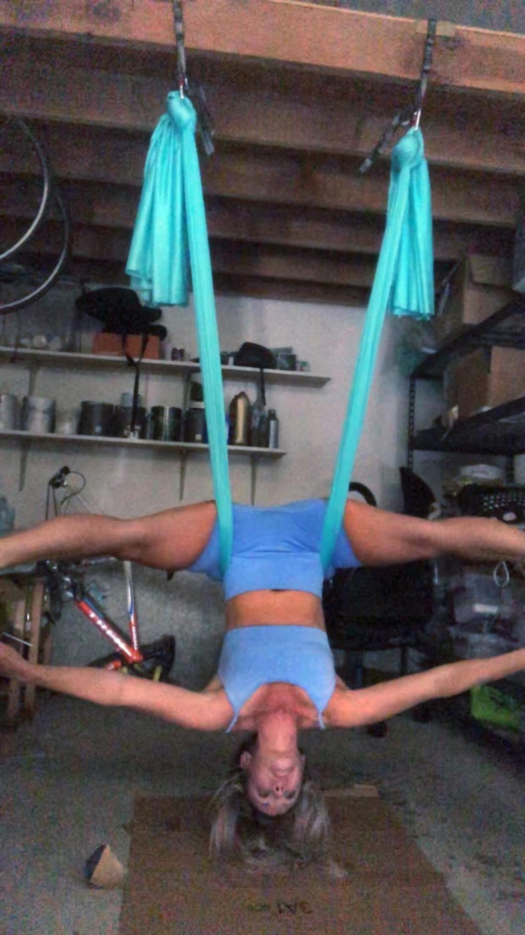 F.Life Aerial Silk Yoga Hammock & Swing for yoga Inversion, Strength training, starter hardware kit customer photo 1