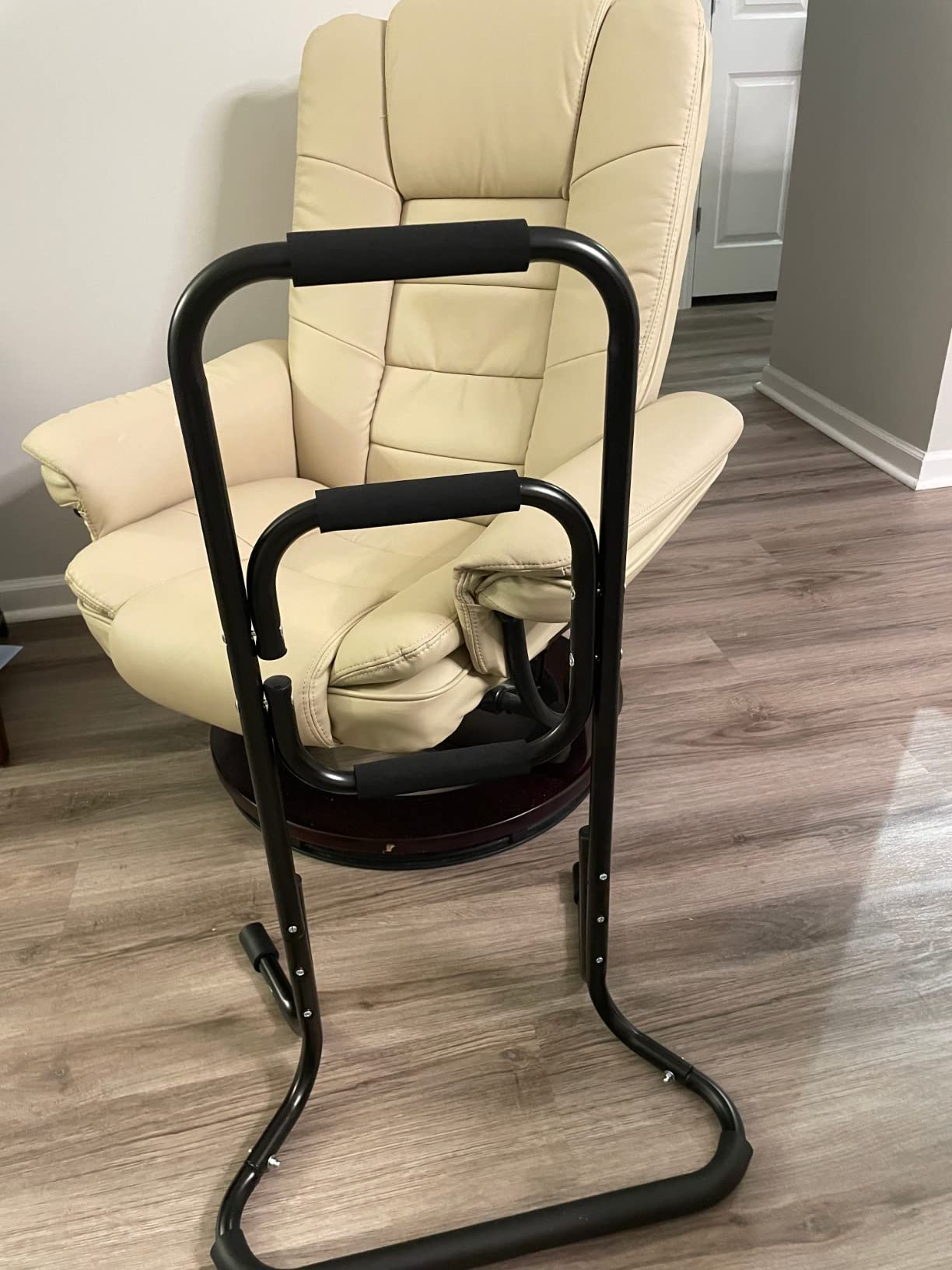Bandwagon Chair Stand Assist - Portable Bar Helps You Rise from Seated Position - Lift Safety Elderly Assistance Products, Metal, Black customer photo 2