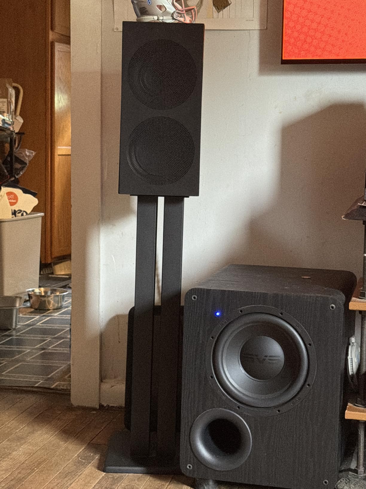 Monolith 28 Inch Speaker Stand (Each) - Supports 100 lbs, Adjustable Spikes, Compatible with Bose, Polk, Sony, Yamaha, Pioneer and Others, Black customer photo 2