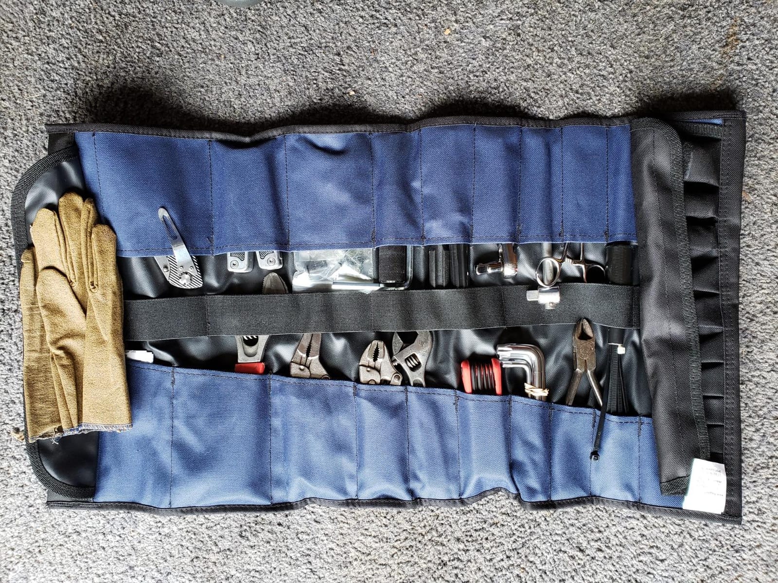 32 Pocket Tool Roll Organizer - Wrench Organizer & Tool Pouch - Wrench Roll Includes Pouches for 10 Sockets - Roll Up Tool Bag for Electrician, HVAC, Plumber, Carpenter or Mechanic - From Rugged Tool customer photo 2