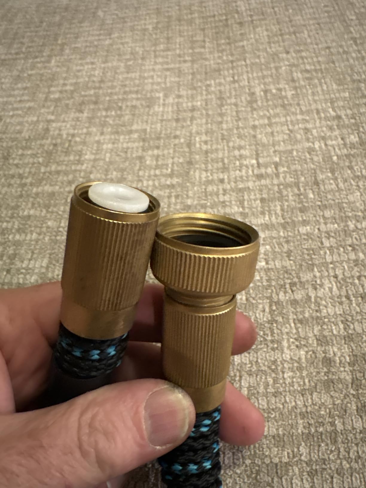 Flexi Hose Lightweight Expandable Garden Hose, 50FT - Retractable Garden Hose, Water Hose - No-Kink Flexibility, 3/4 Inch Solid Brass Fittings and Double Latex Core customer photo 1