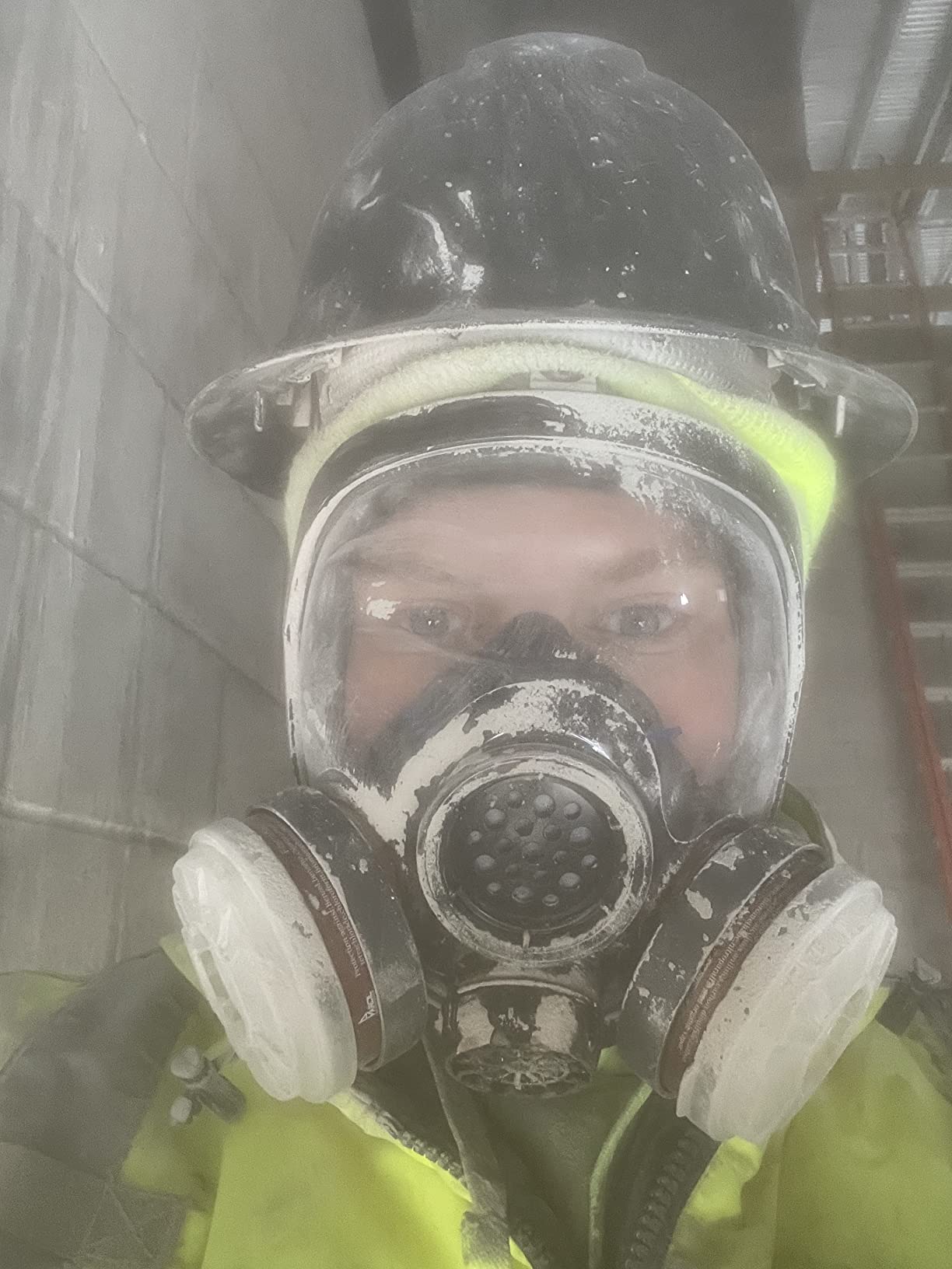 Parcil Distribution Full Face Respirator Mask - Air Purifying, Organic Vapor & Particulate - Industrial Use - CE Tested customer photo 1