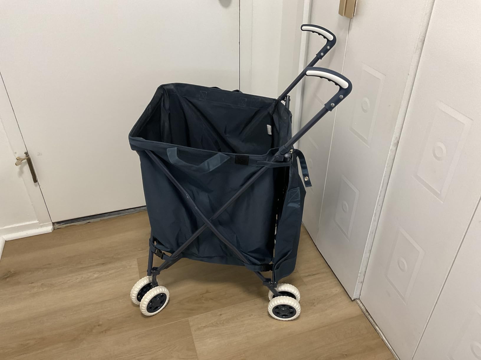 Versacart Transit -The Original Patented Folding Shopping and Utility Cart, Water-Resistant Heavy-Duty Canvas with Cover, Double Front Swivel Wheels, Compact Folding, Transport Up to 120 Pounds, Blue customer photo 1