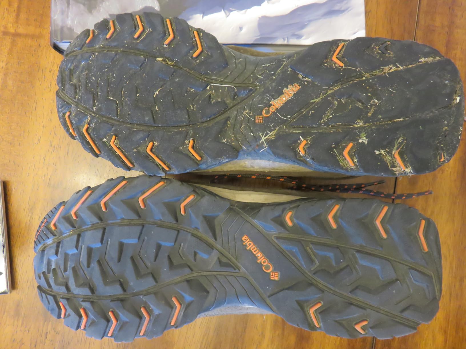 Columbia Men's Crestwood Hiking Boots | High Traction, Lightweight, Breathable, Wide Fit Available customer photo 2