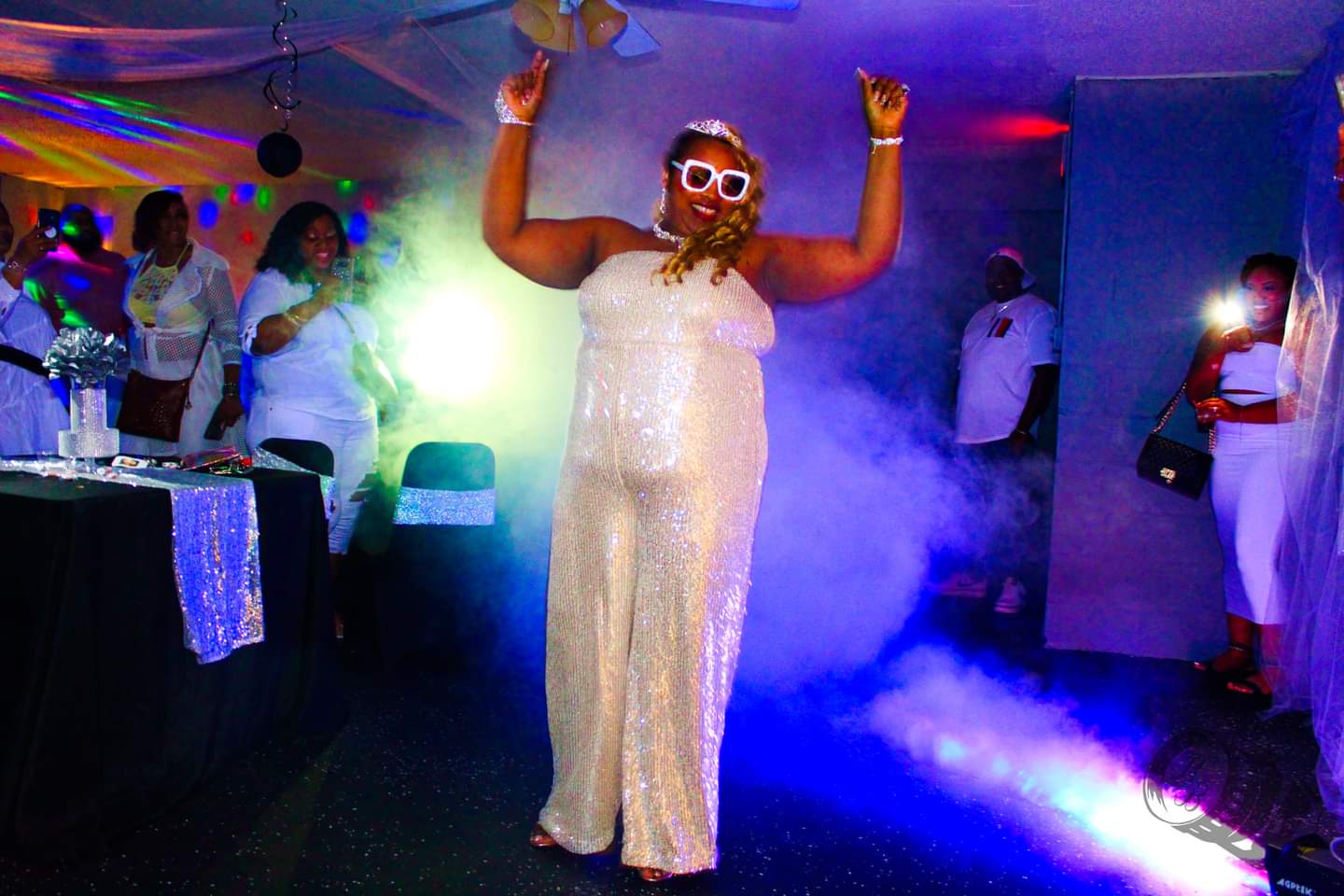 AGPTEK Fog Machine, 500W RGB LED Smoke Machine, Low Fluid Auto Shutoff customer photo 2