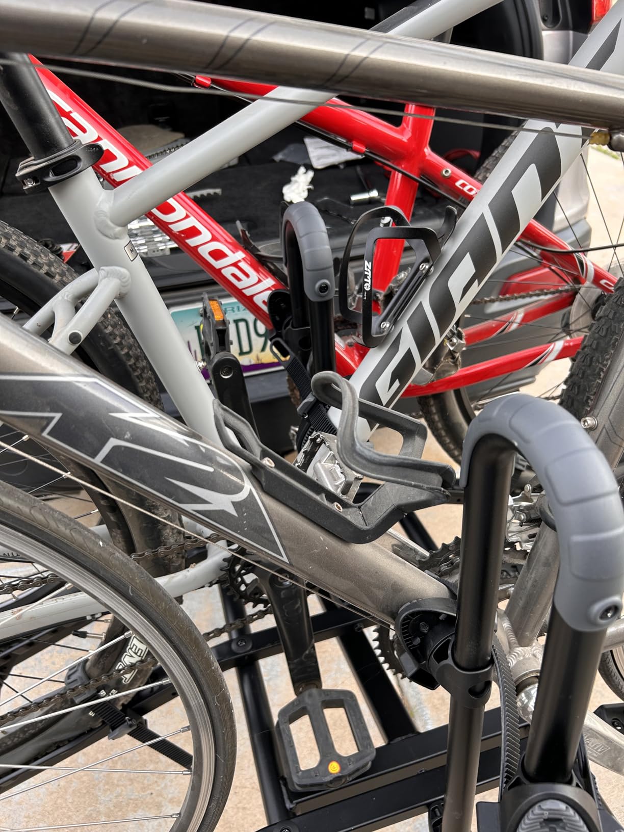 Hollywood Racks Destination 4 Hitch Bike Rack, Carries Up to 4 Bikes, Black customer photo 2