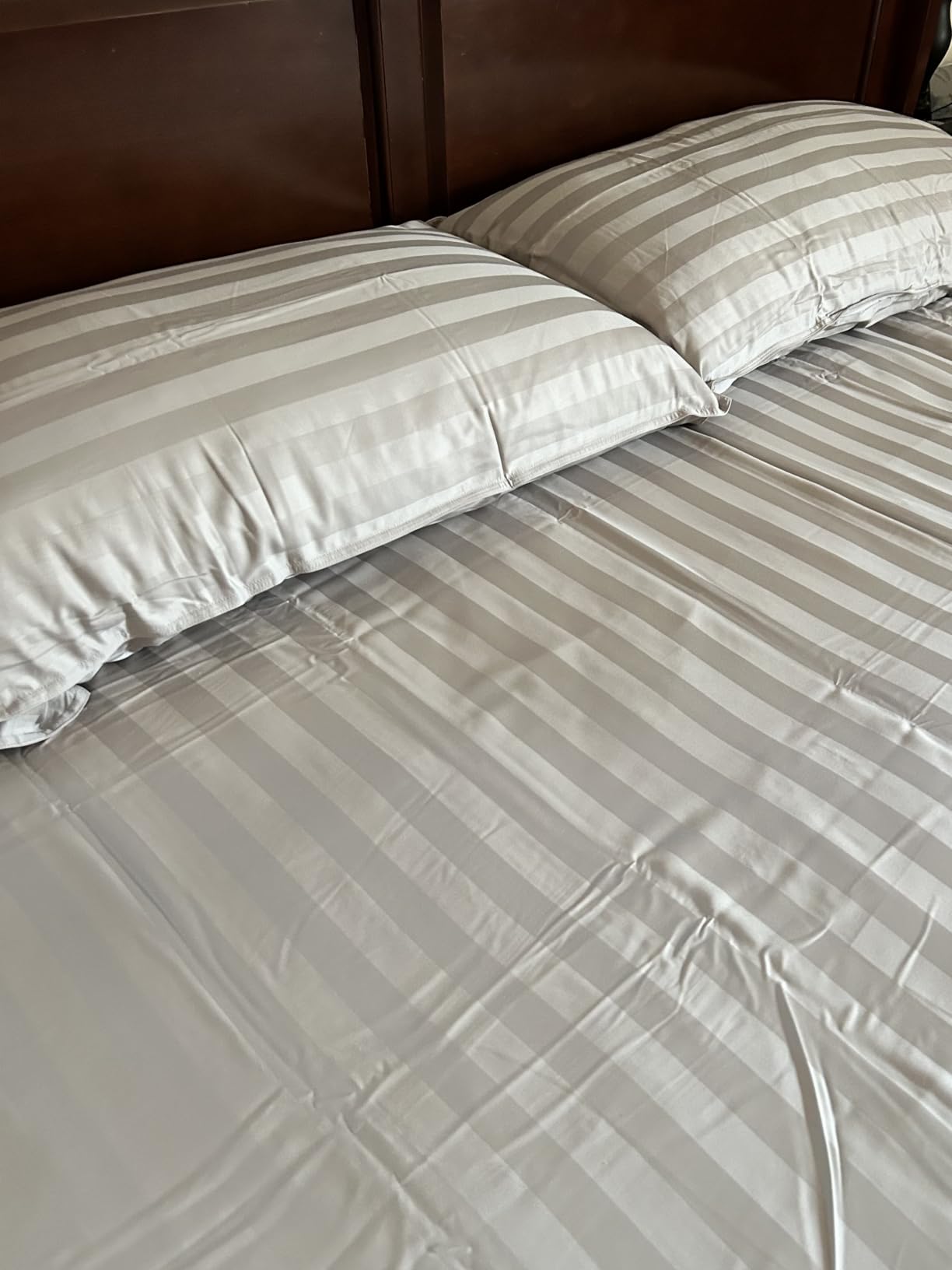 King Sheets by Pure Bamboo, Genuine 100% Organic Viscose Derived from Bamboo Bed Sheet Set, Soft & Cooling, Double Stitching, 2 Year Quality Promise (King, White) customer photo 2