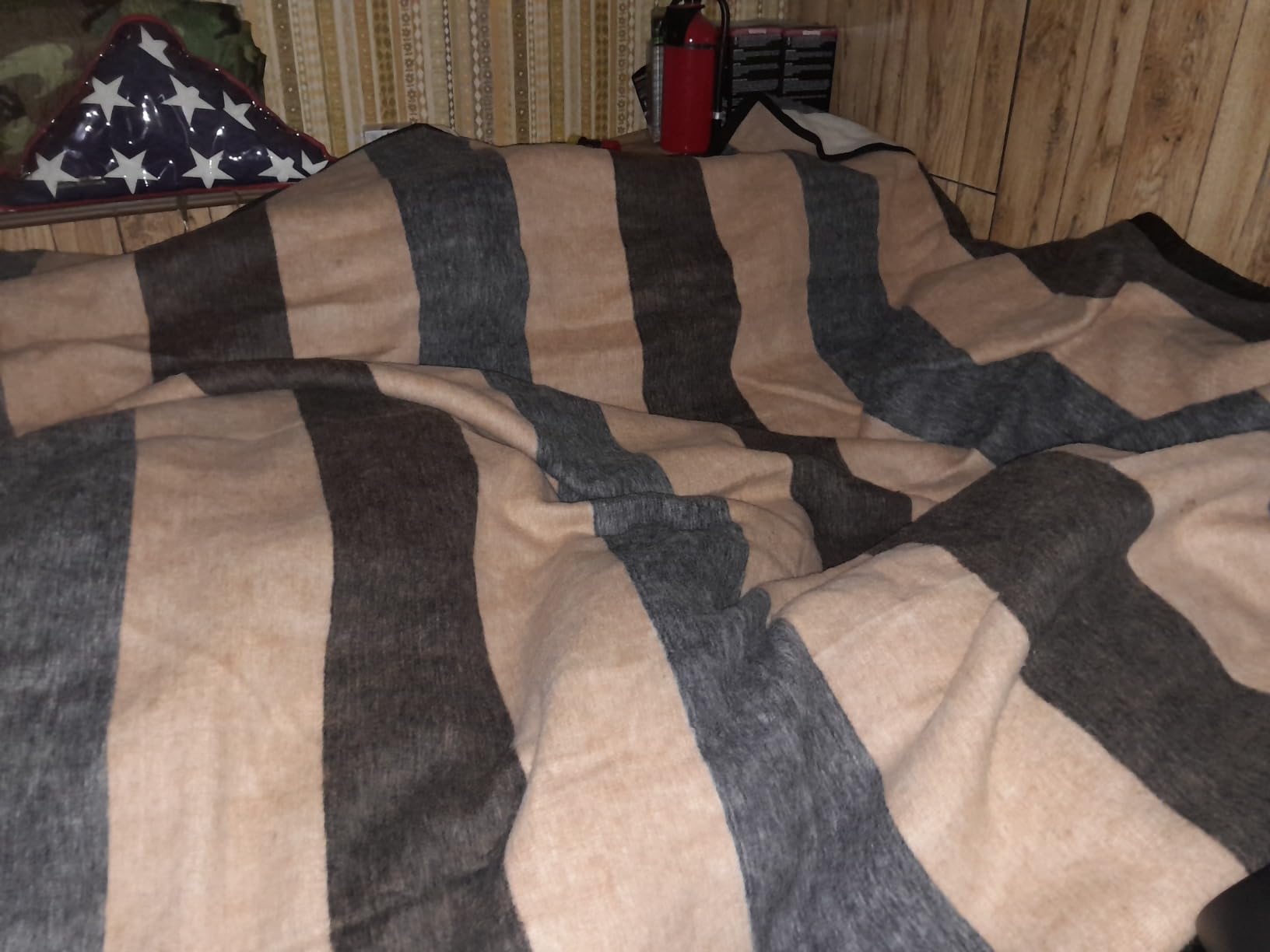 Alpaca & Sheep Wool Blanket, Twin Size, Heavyweight Warmth, Earth Tones customer photo 2