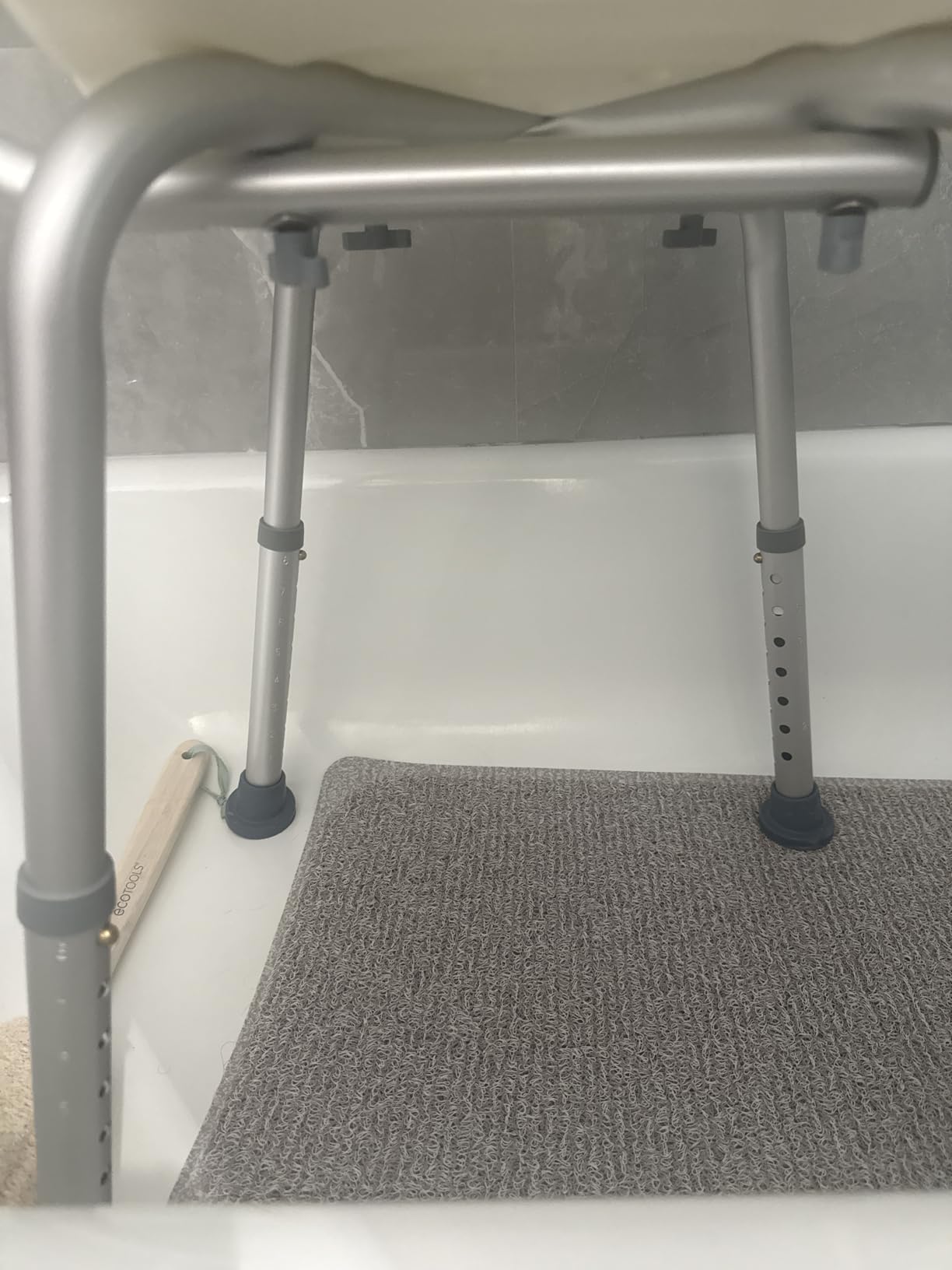 Vaunn Tool-Free Assembly Adjustable Shower Chair Spa Bathtub Seat Bench with Removable Back, Aluminum, White customer photo 2
