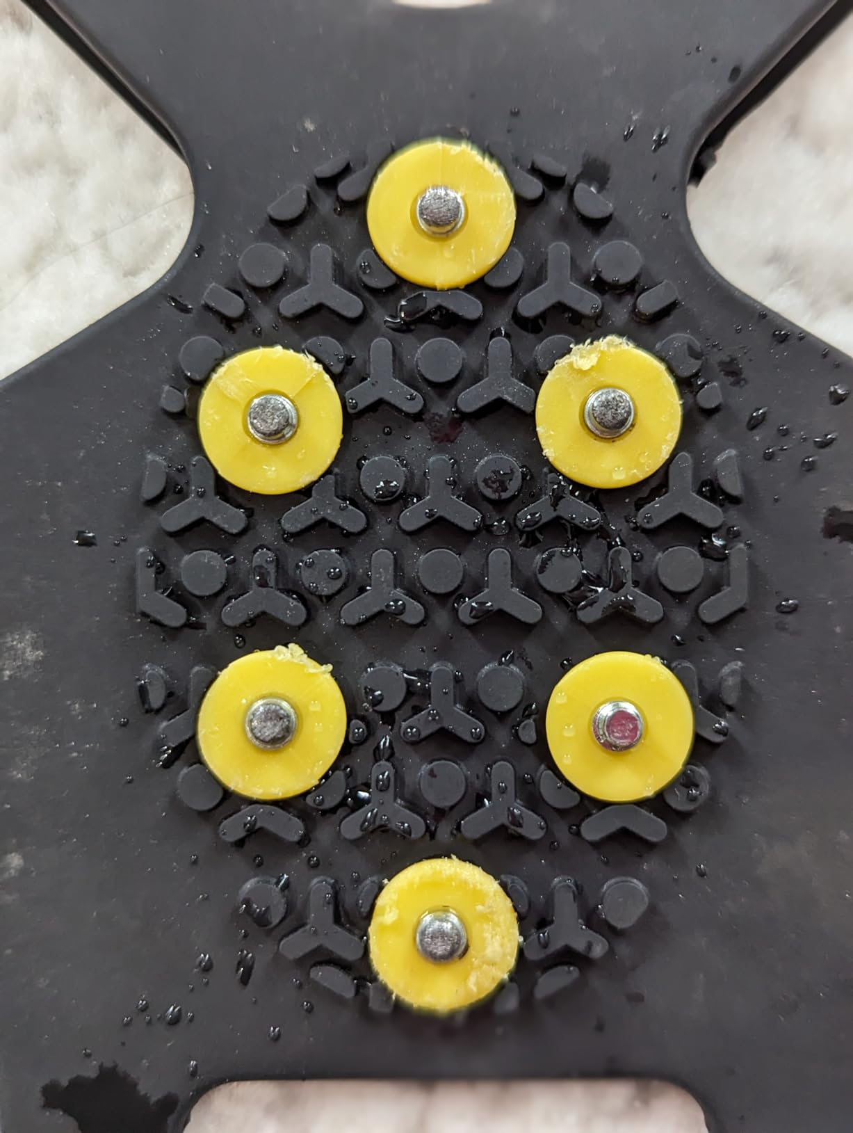 Aliglow Ice Cleats Crampons for Shoes and Boots – Snow Steel Traction Grips customer photo 1