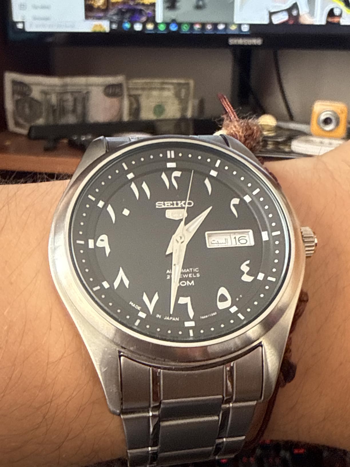 SEIKO 5 Automatic Black Eastern Arabic Dial Men's Watch SNKP21J1 customer photo 2