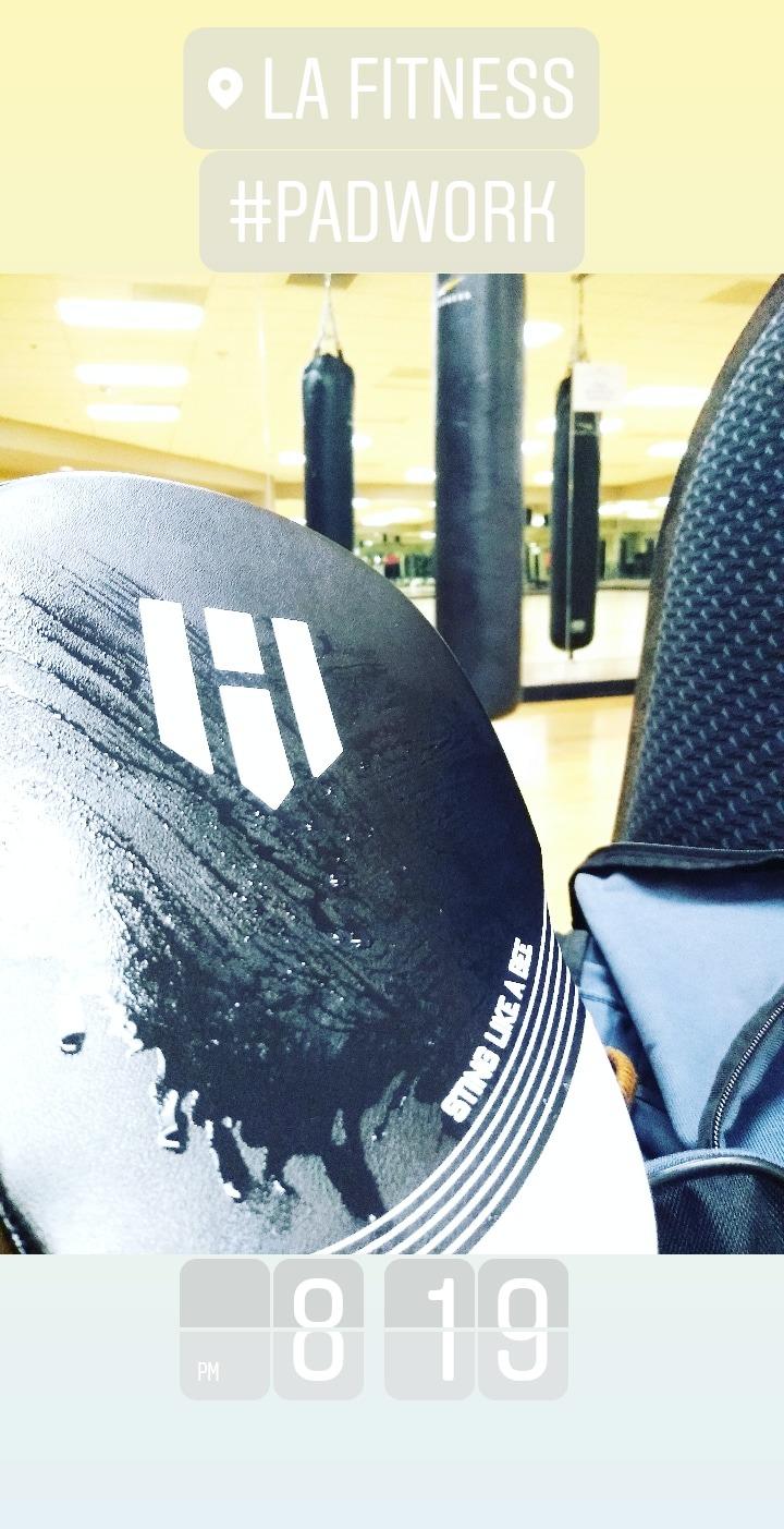 Hawk Sports Boxing Mitts Curved Punching Mitts with EVA Foam Padding, Heavy Duty Leather Focus Mitts for Boxing & MMA Training, Ultra Comfy, Light, & Durable Ambidextrous Punching Pads - All-Black customer photo 1