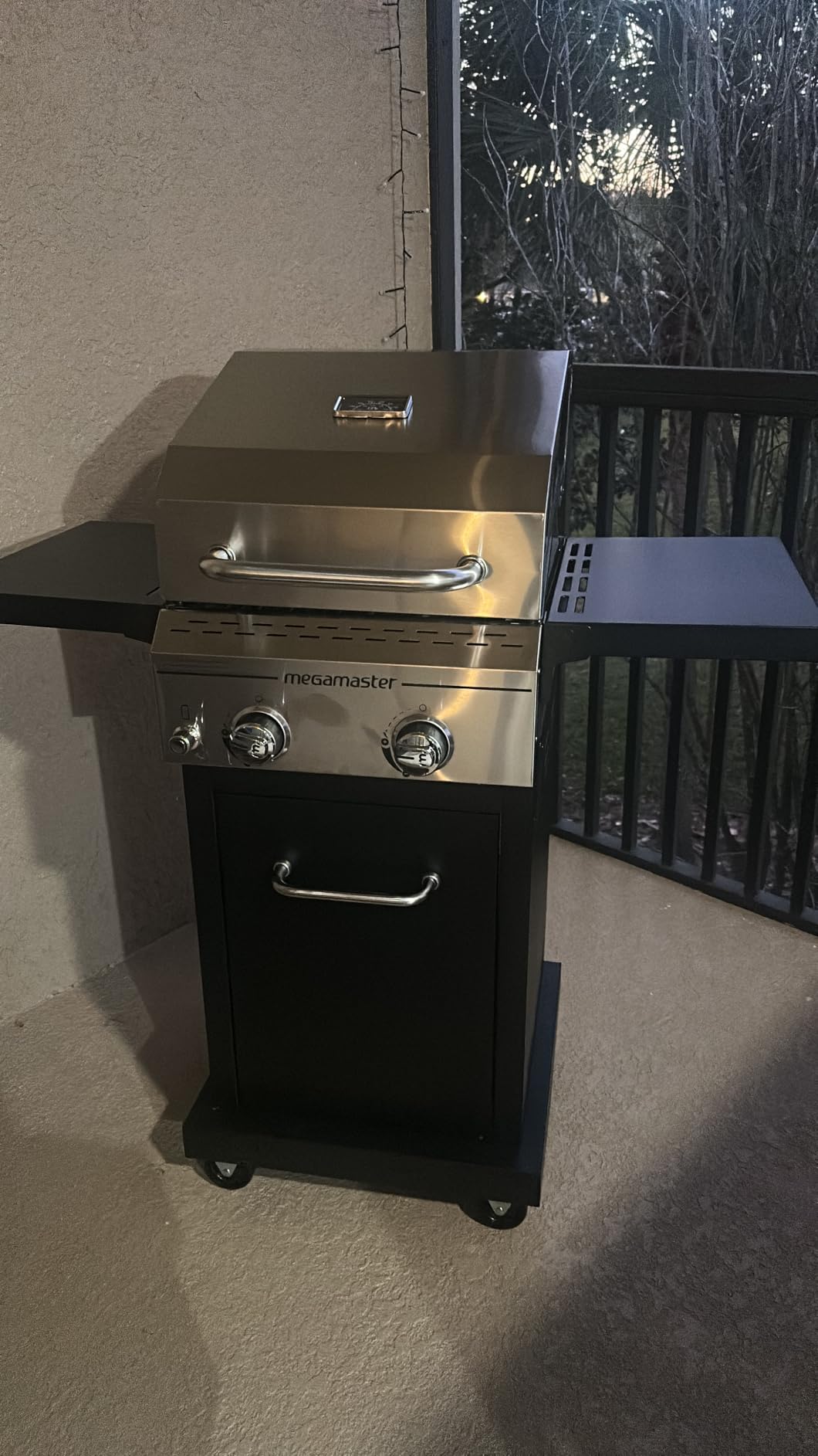 Megamaster Deluxe 2 Burner Gas Grill, Foldable Shelves with Warming Rack customer photo 1