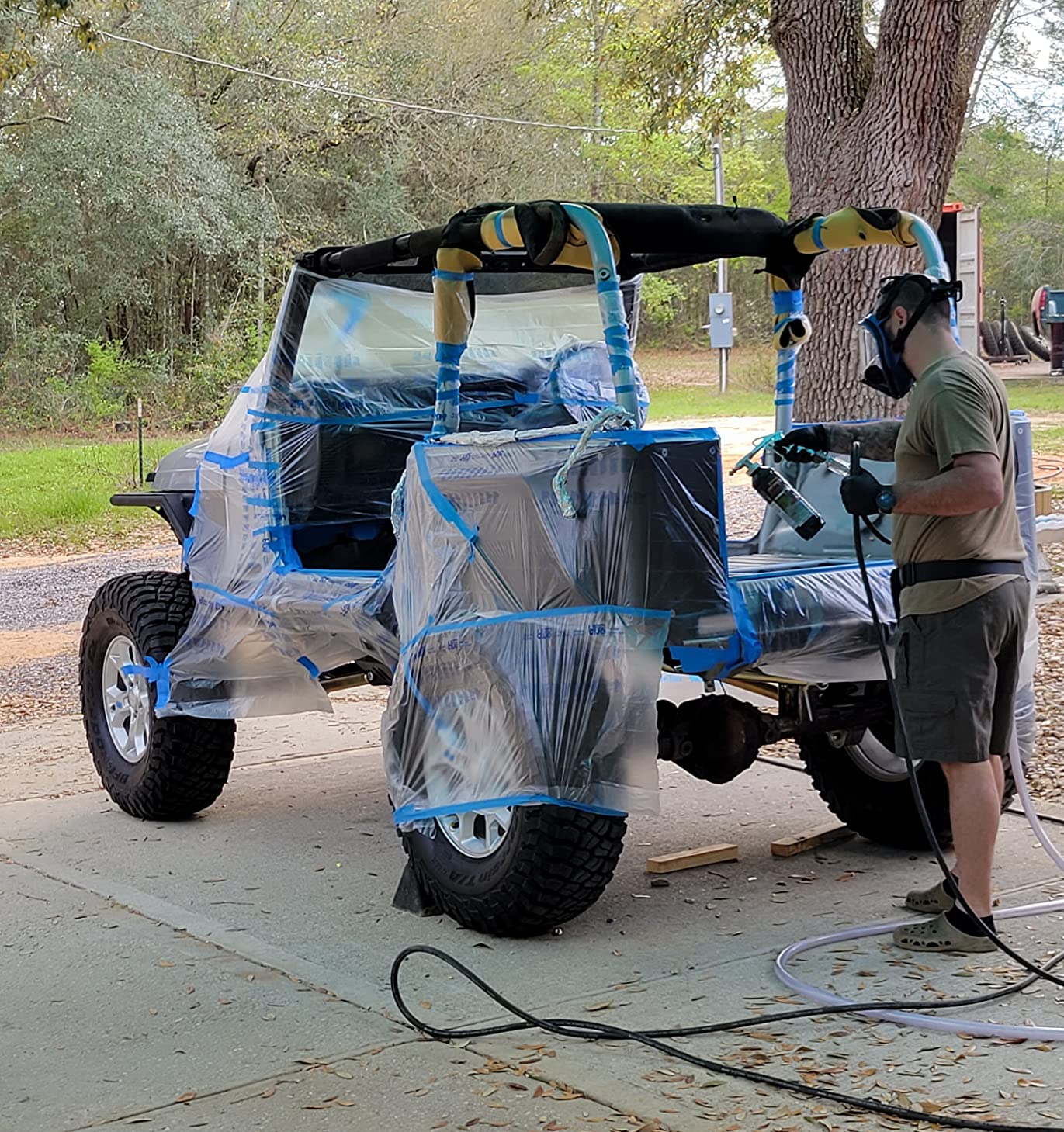 Allegro 9200-01 | One Worker Full Mask Supplied Air Respirator System with ¼ HP Pump & 50’ Hose | Oil-Less Rotary Vane Pump | Durable Silicone Full Mask | OSHA-Compliant Supplied Air customer photo 1