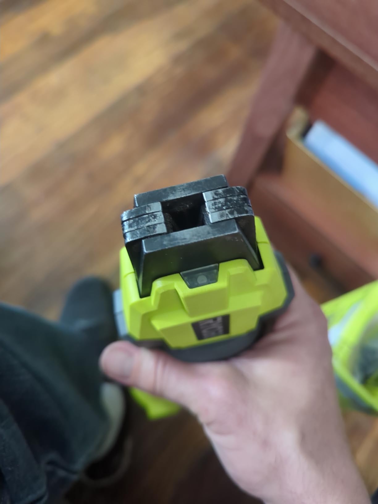 RYOBI ONEAND 18V Lithium-ION Cordless PEX TUBING CLAMP Tool Tool ONLY P660 customer photo 2