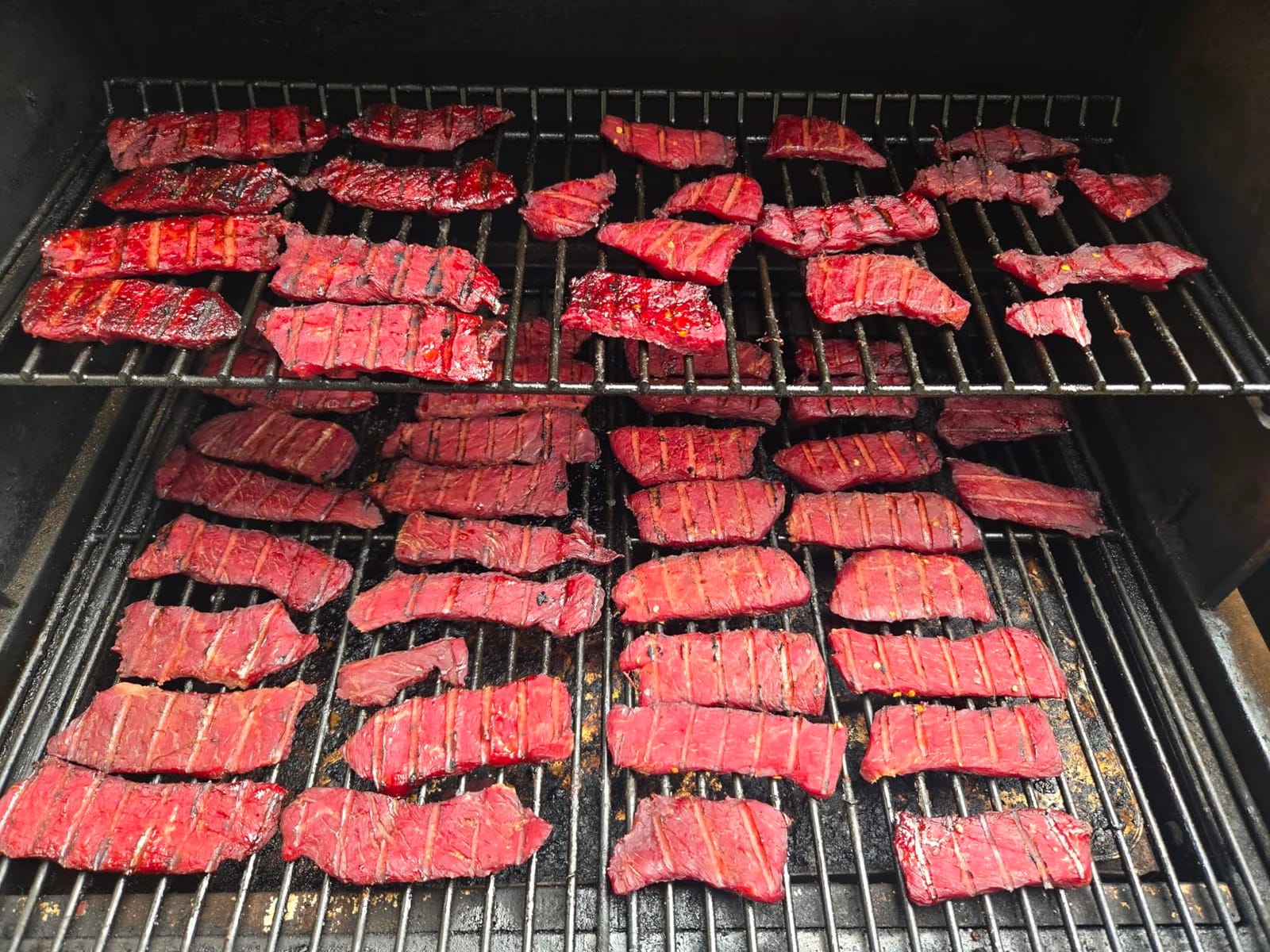 Hi Mountain Beef Jerky Slicer Kit | Knife & Meat Slicing Cutting Board customer photo 2