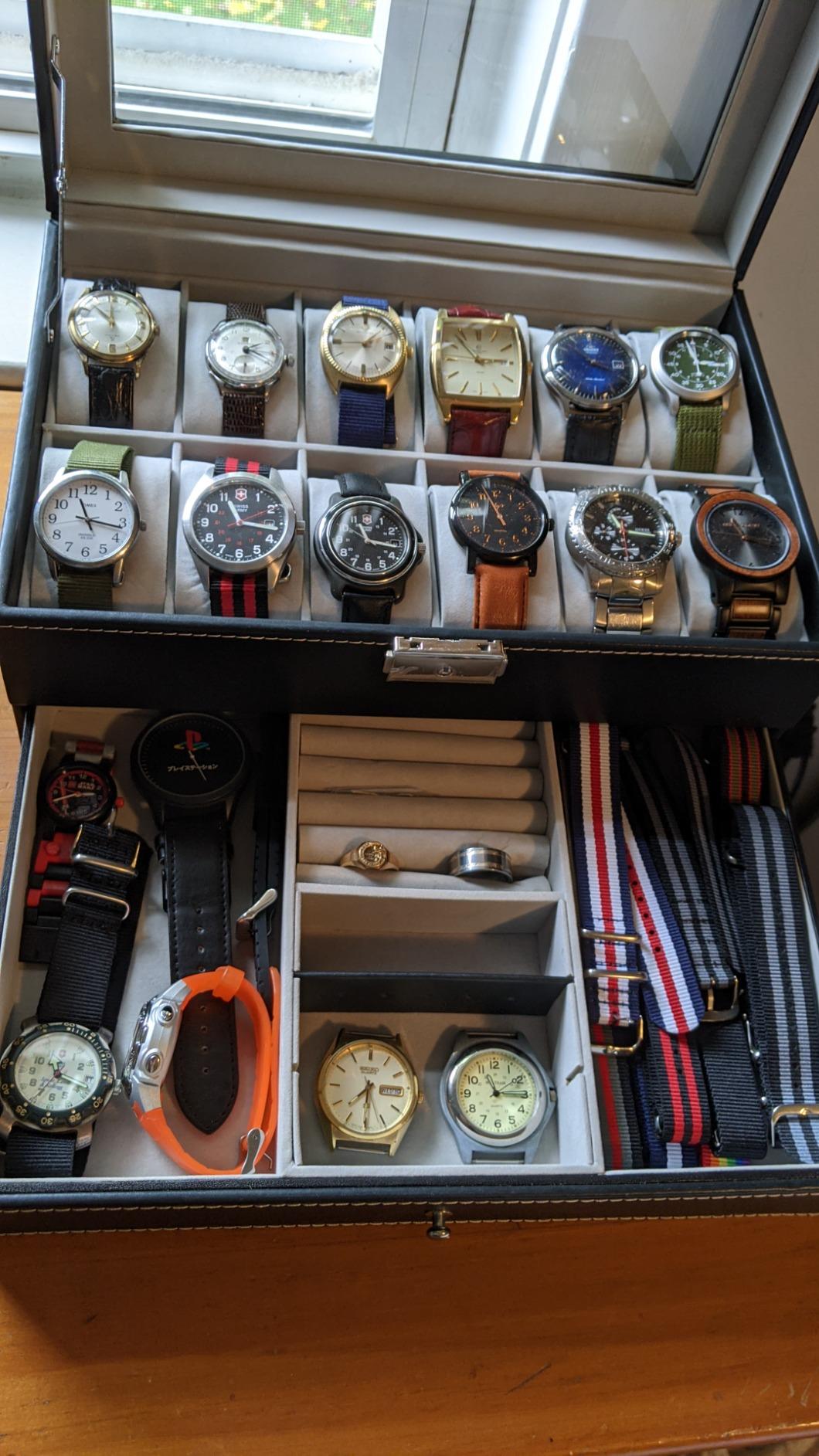 Ogrmar 12 Slot PU Leather Lockable Watch Storage Box for Men & Women, 2-tier Organizer Watch Showcase with Glass Lid customer photo 1