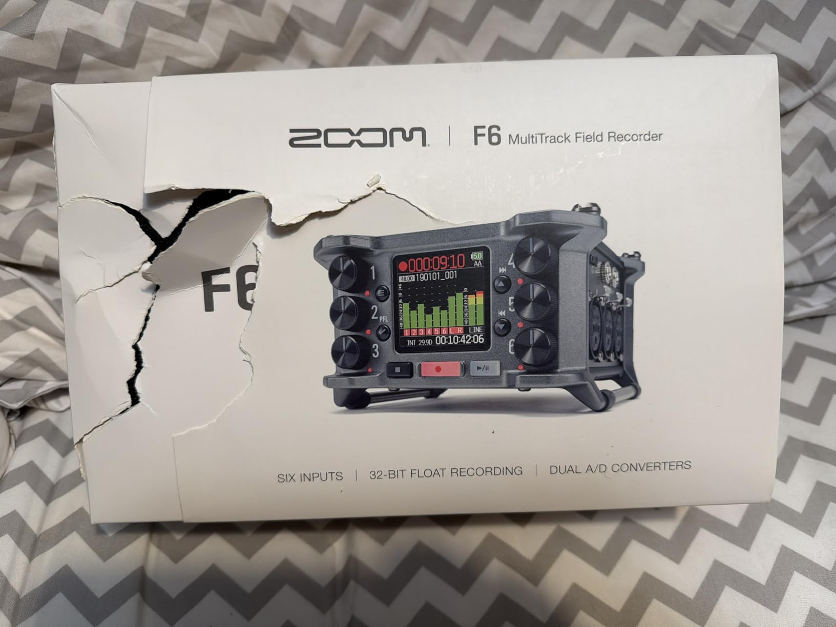 Zoom F6 Professional Field Recorder for Filmmakers & Musicians customer photo 2