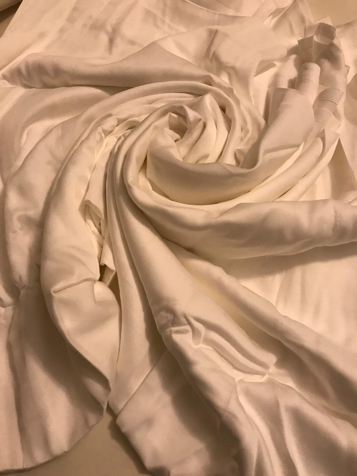 Hotel Sheets Direct 4 Piece Bed Sheet Set Queen Size, 100% Viscose Derived from Bamboo Sheets Set with 2 Pillowcases, Cooling & Breathable Luxury Bedding, Moisture-Wicking & Silky Soft, Light Gray customer photo 1