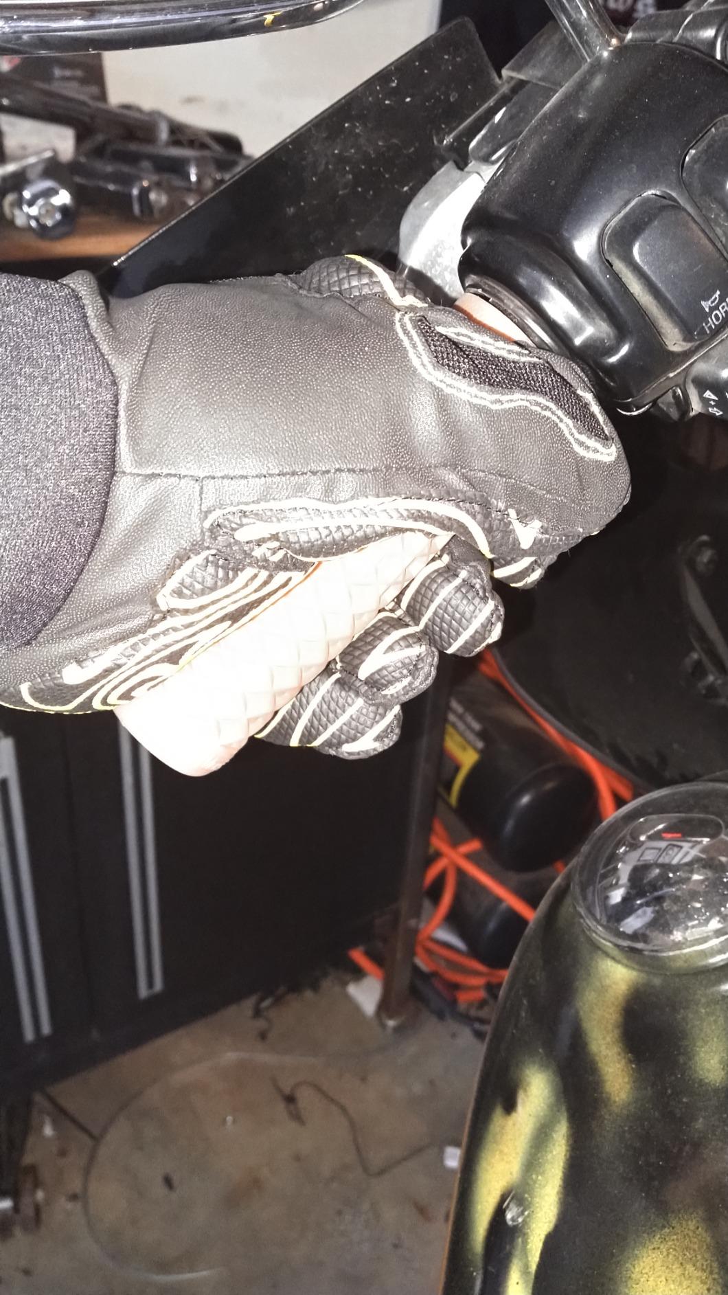 Anti Vibration Gloves, EN ISO 10819 & EN388 Certified customer photo 1