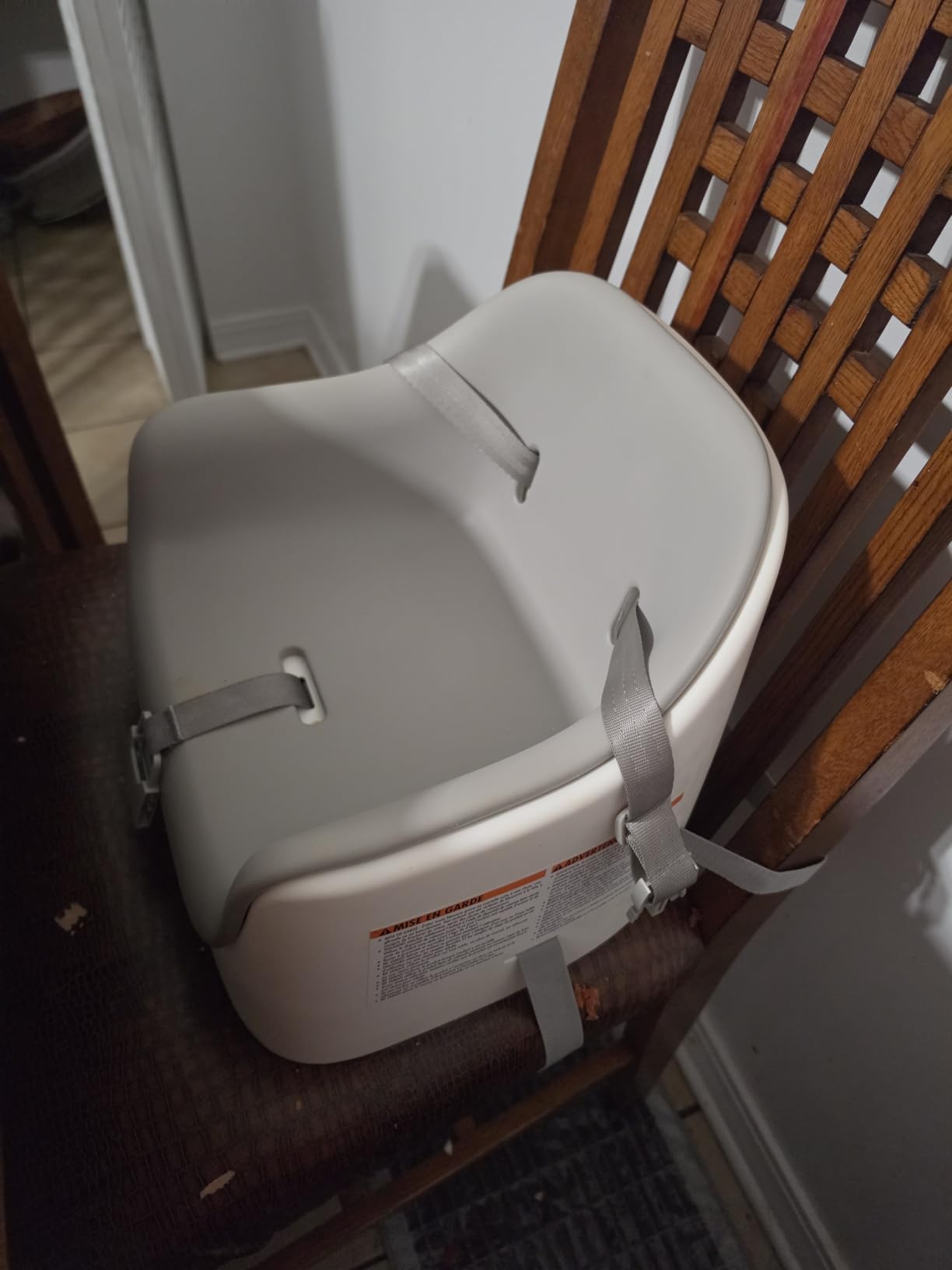 OXO Tot Nest Toddler Booster Seat for Kitchen with Removable Cushion, Gray customer photo 2