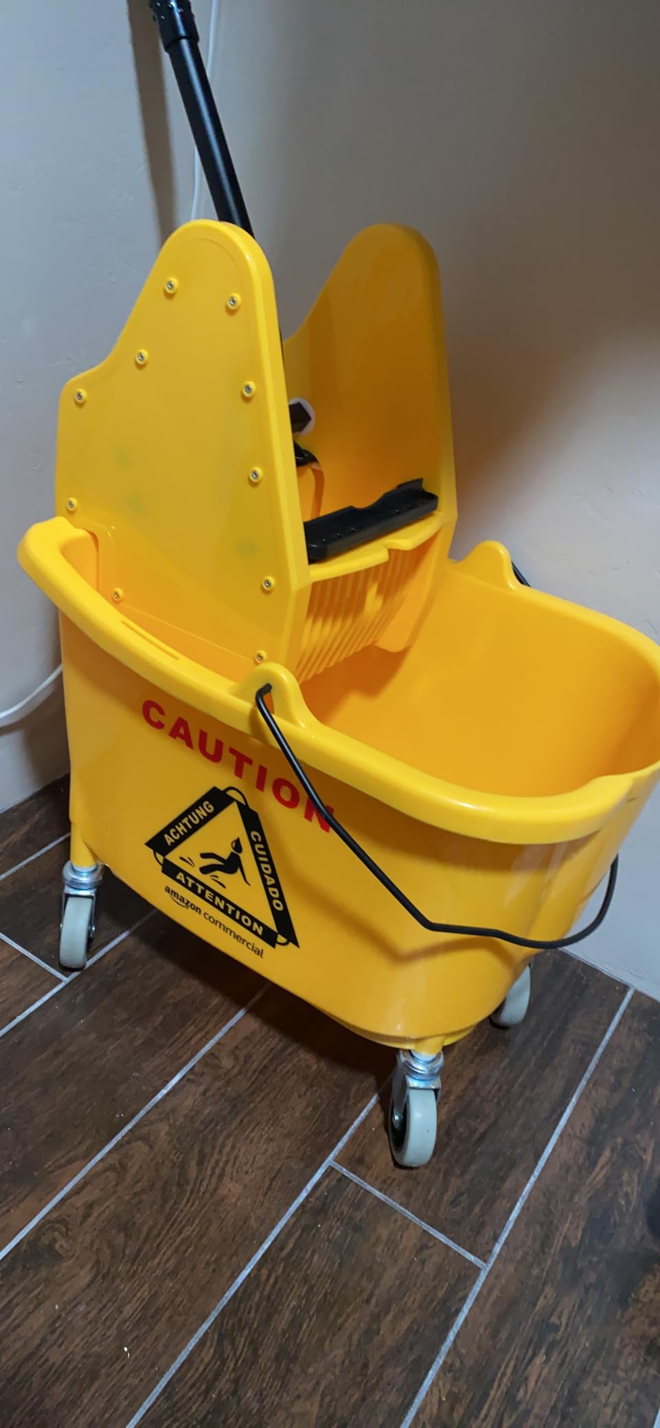 Amazon Basics Floor Cleaning Rectangular Mop Bucket with Sturdy Down Press Wringer Combo, 35-Quart, Yellow customer photo 1