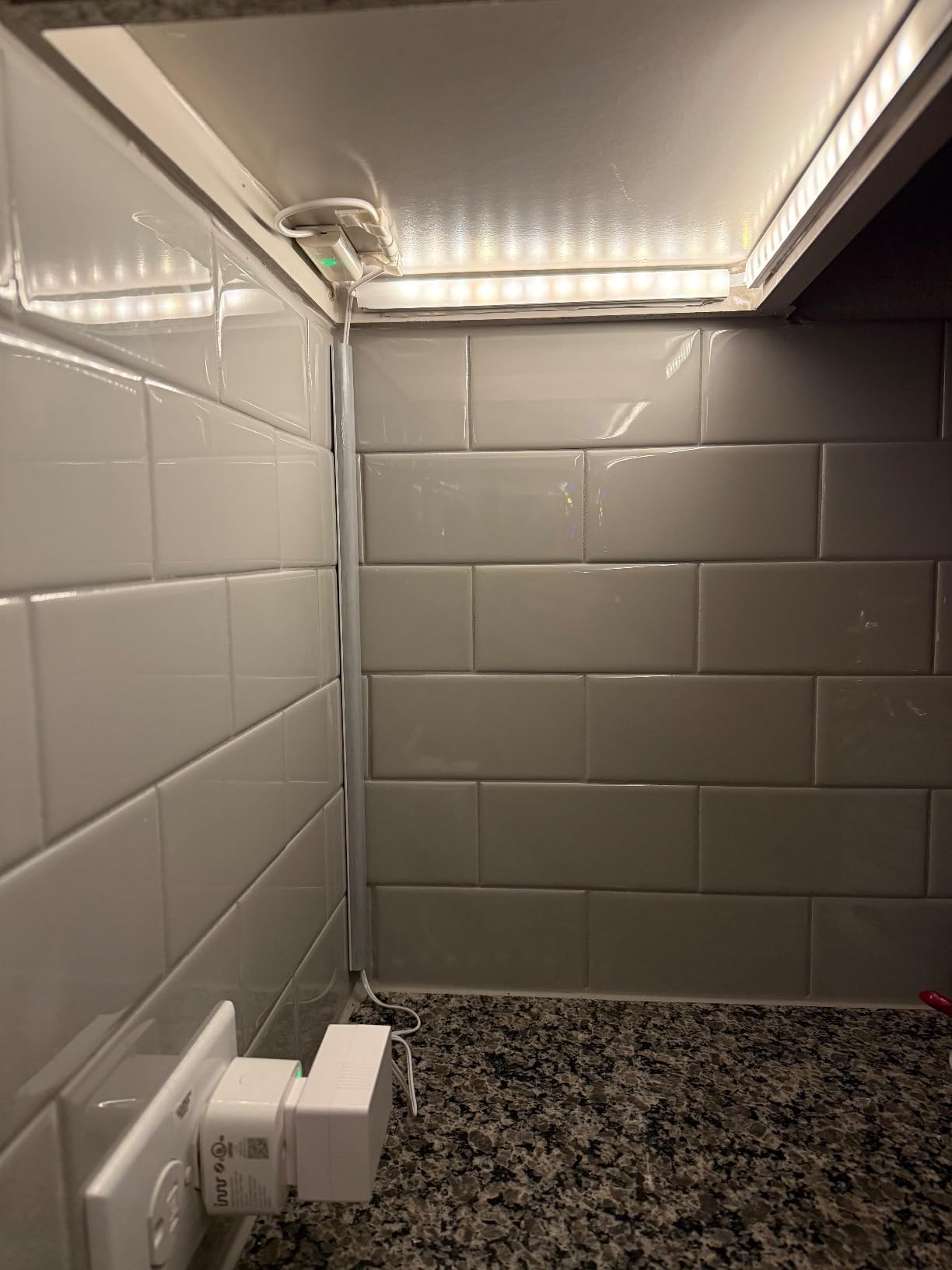 WOBANE Under Cabinet LED Lighting Kit, Dimmable Strip Lights with RF Remote | 6PCS 20inch, 24W Adapter, Hidden 2700K Warm White Set, 1500lm, Timing, Bright, Kitchen, Counter, Shelf, Showcase customer photo 1