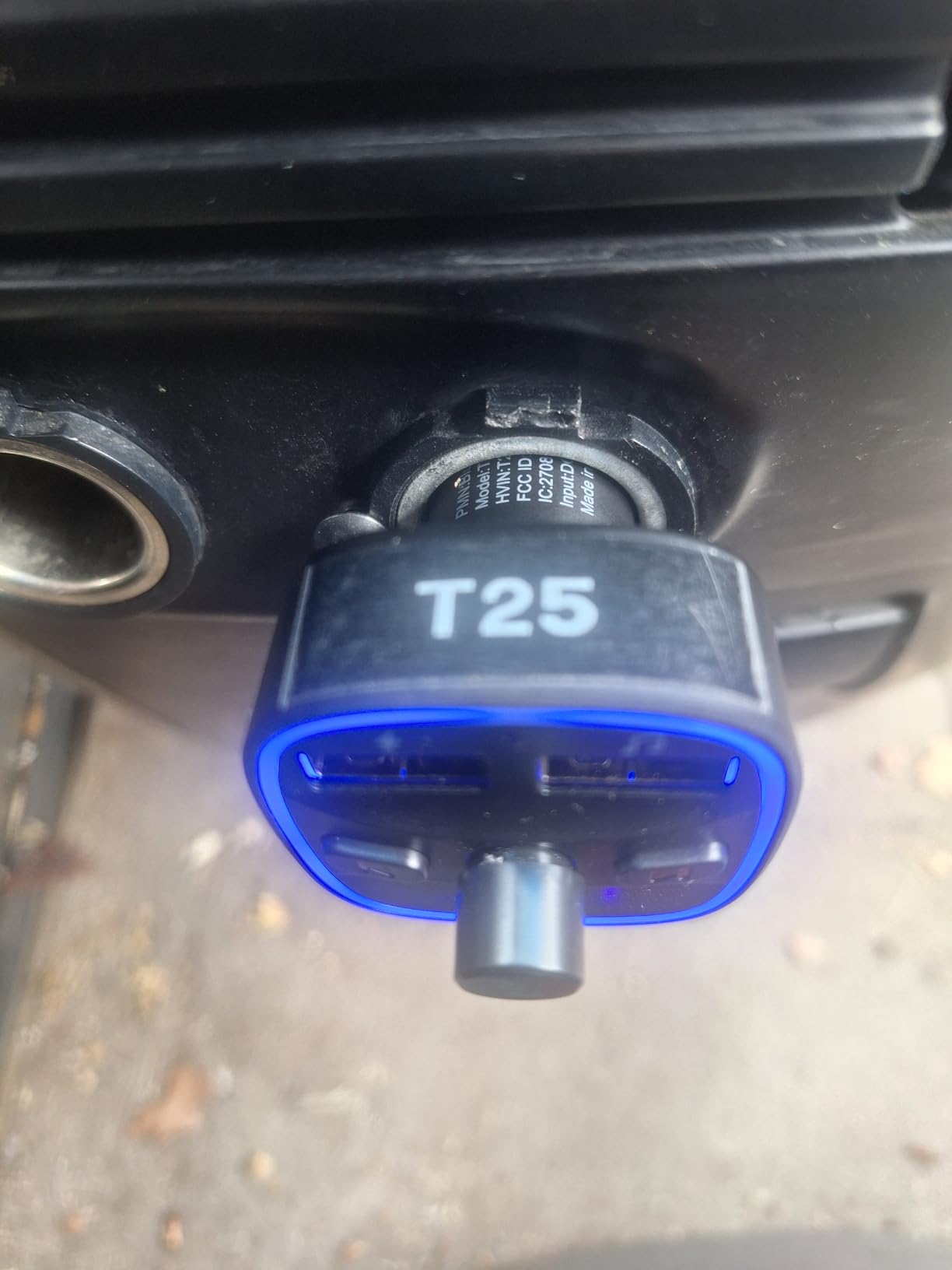 LENCENT FM Transmitter, Bluetooth FM Transmitter Wireless Radio Adapter Car | Dual USB Charging, Audio Receiver Car Charger MP3 Player, Support Hands-Free Calling, TF Card & USB Disk customer photo 1