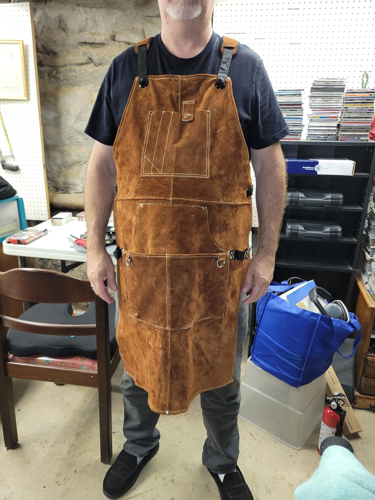 FIGHTECH Leather Welding Apron 11 Tool Pockets Heavy Duty - Wood Working Shop Apron Men Blacksmith Carpenter Adjustable M-XXL customer photo 1