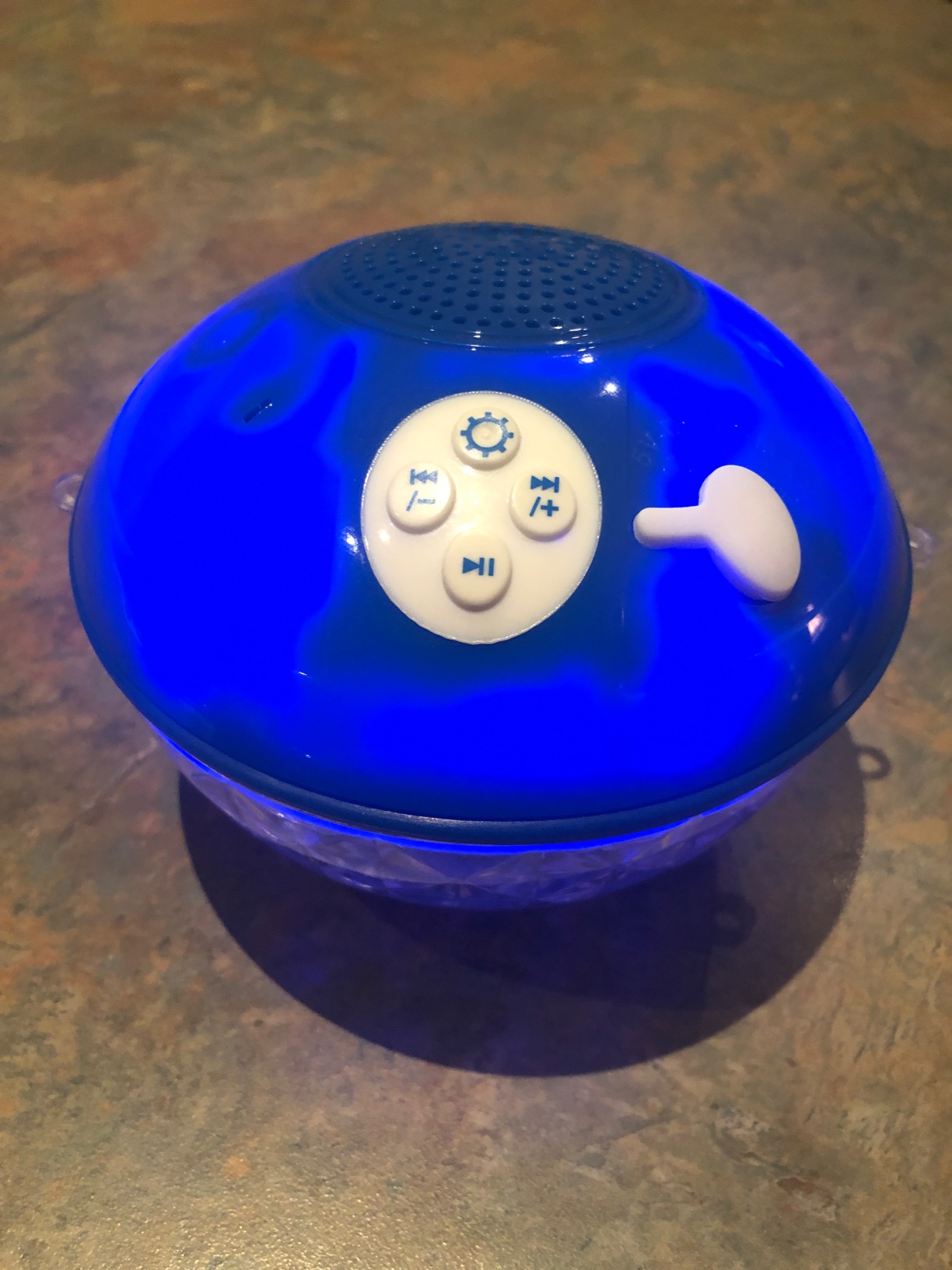 Bluetooth Pool Speaker with Colorful Light, Portable Floating Pool Speaker IP68 Waterproof, Built-in Mic, Floatable Crystal Clear Sound Wireless Bluetooth Hot Tub Speakers for Pools Spa Outdoor customer photo 1