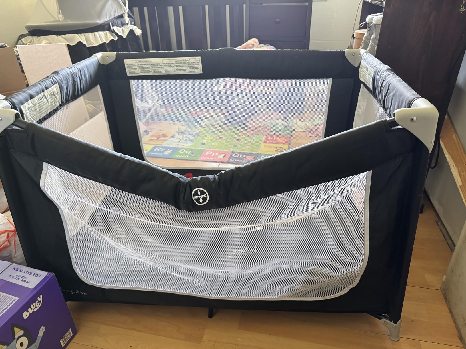 Dream On Me Zodiak Portable Playard, Compact for Travel, Carry Bag, Black customer photo 1