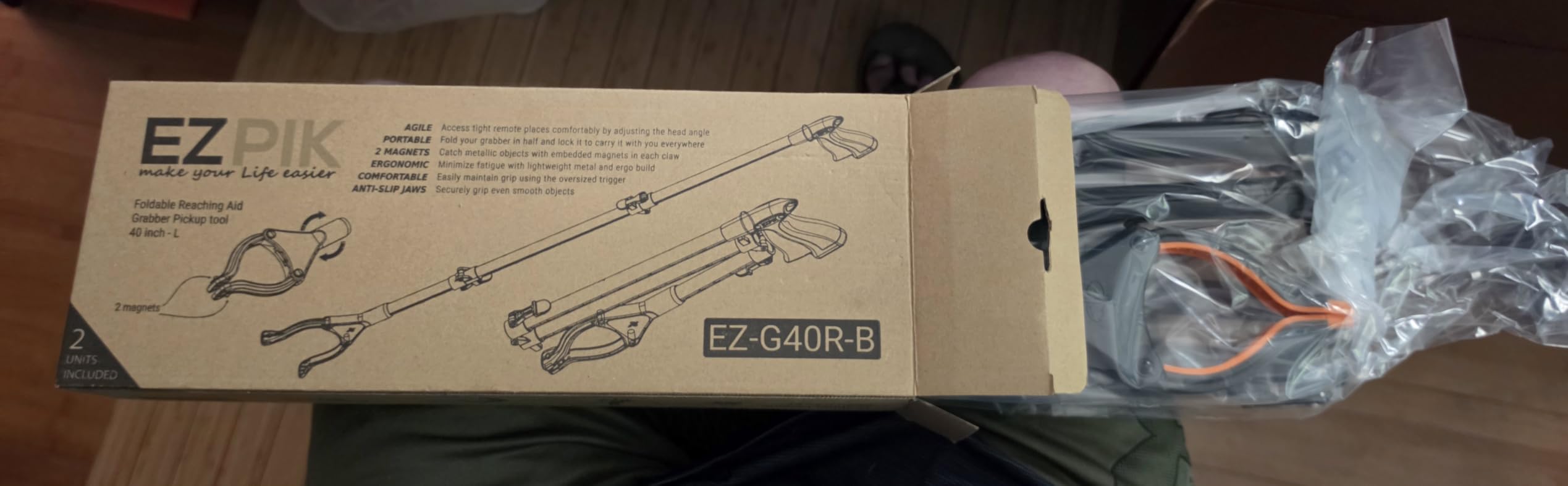 EZPIK Classic 40” Folding Grabber Reacher Tool with Dual Magnets, Heavy Duty Trash Picker Upper Grabber for Seniors & Disabled Users, Aluminum Pickup Tool for Everyday Reaching Aids (Black) customer photo 1