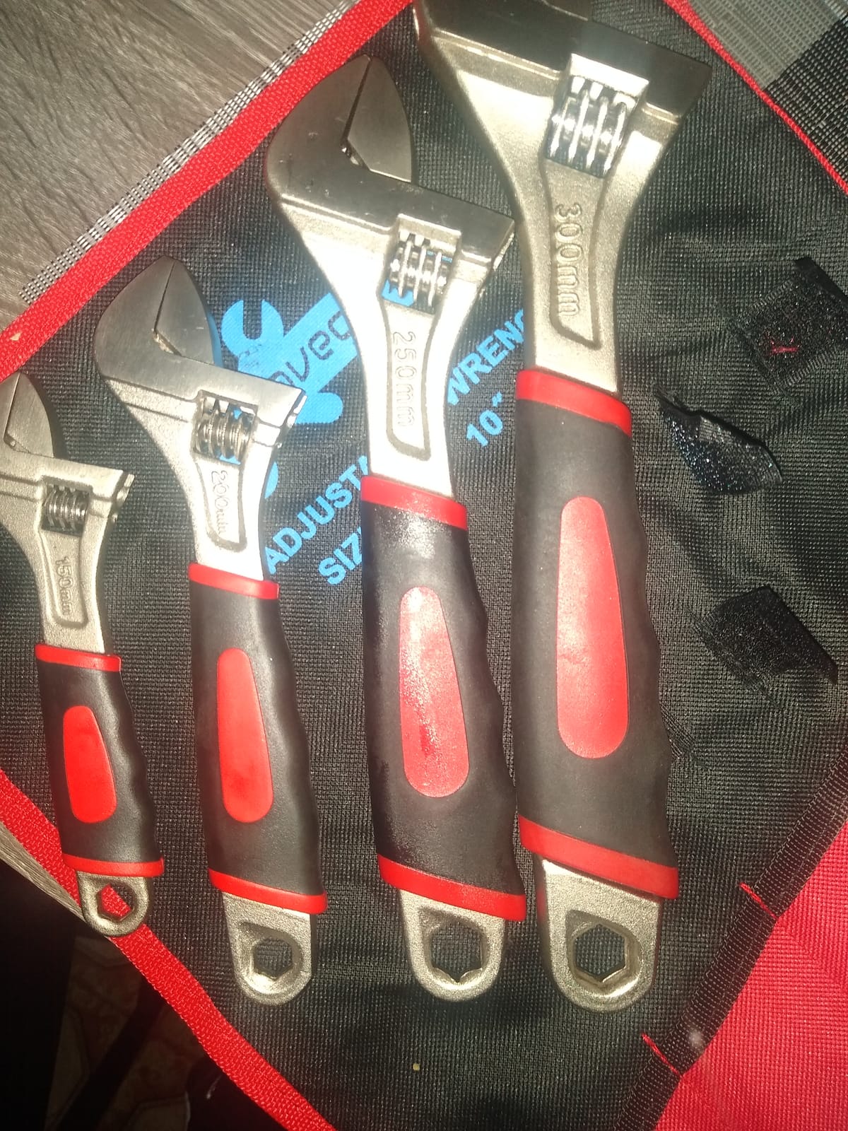 Navegando 3-Piece Adjustable Wrench Set, 6, 8 & 10 Inch, Heat-Treated Steel customer photo 2