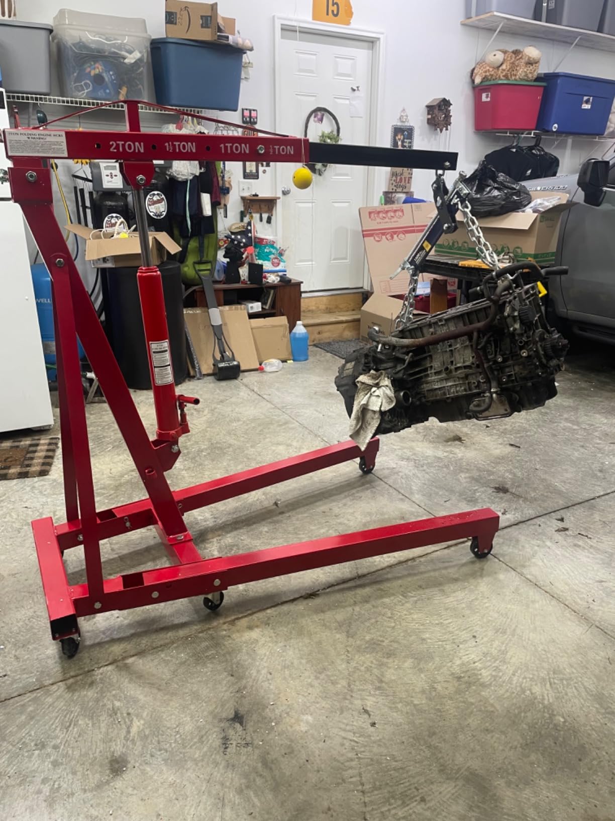 2 Ton Hydraulic Engine Hoist Crane, 4400LBS Folding Cherry Picker customer photo 1