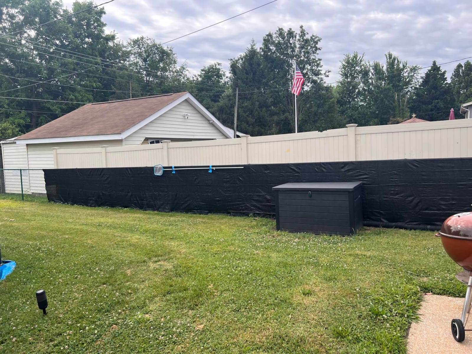 Sunnyglade 6 ft x 50 ft Privacy Screen Fence Heavy Duty Fence Cover Black | Privacy Fence Screen with UV Resistant Mesh, Reinforced Grommets and Breathable Design for Balcony, Patio, Garden & Backyard customer photo 1
