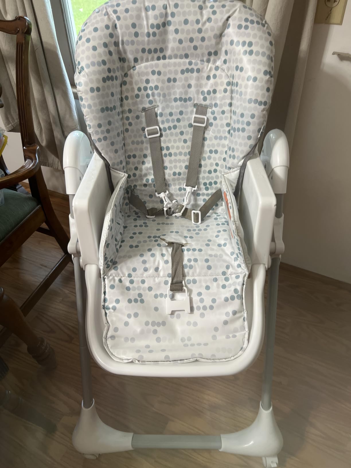 Safety 1st High Chairs for Babies and Toddlers, 3-In-1 Grow and Go with Tray and Adjustable Seat, Birchbark customer photo 2
