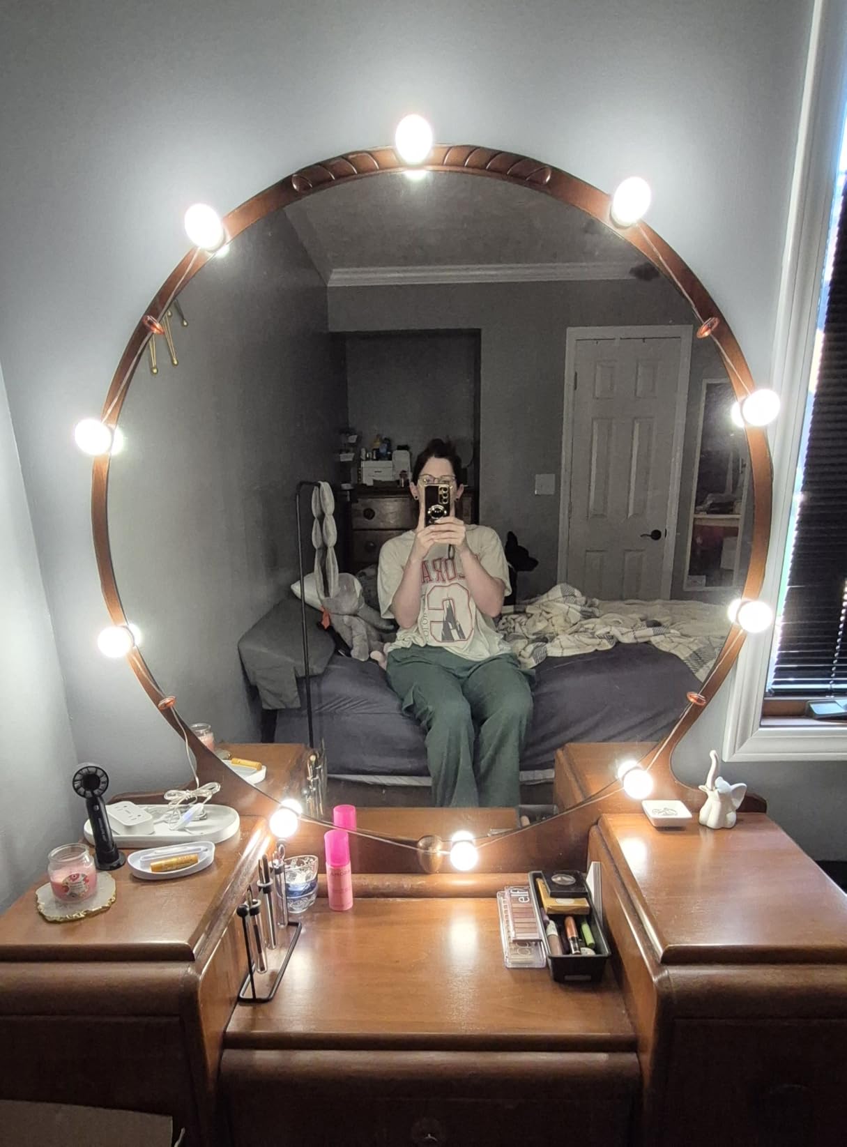 Consciot LED Vanity Lights for Mirror, Hollywood Style 10 Dimmable Bulbs | Adjustable Color & Brightness, USB Cable, Mirror Lights Stick on for Makeup Table Dressing Room Mirror customer photo 1