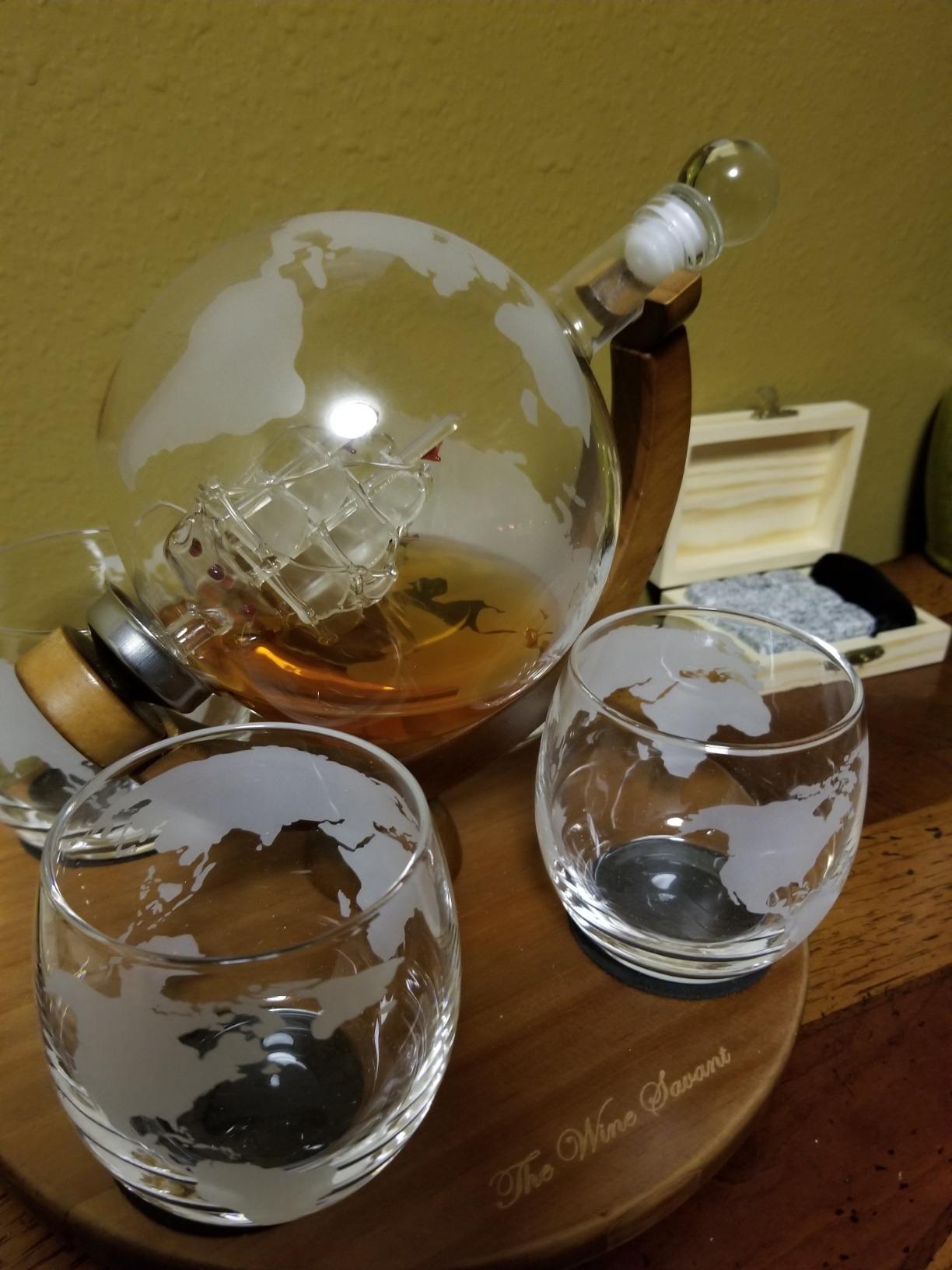 Etched World Decanter Car Whiskey Globe With 4 World Map Glasses - The Wine Savant Whiskey Gift Set Globe Decanter with Antique Car, Whiskey Great Gift Alcohol Related Gift 750ml Decanter 8 Oz glasses customer photo 2