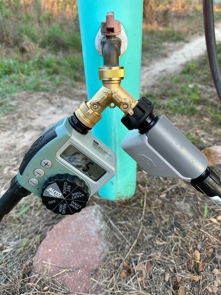 Hourleey Brass Garden Hose Splitter (2 Way), Solid Brass Hose Y Splitter 2 Valves with 2 Extra Rubber Washers (Brass) customer photo 1